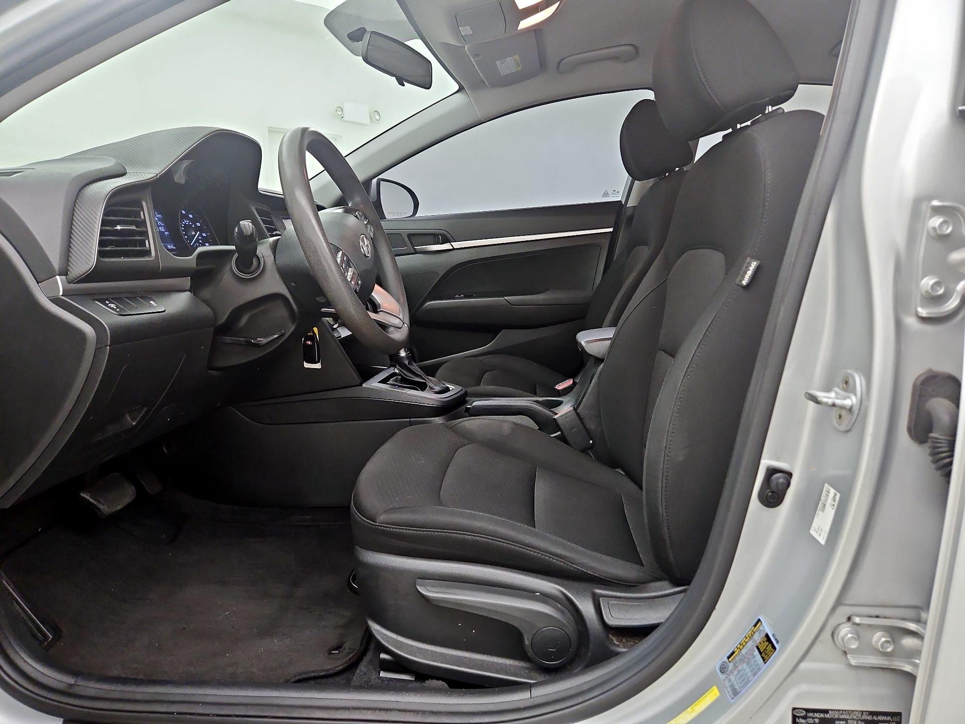 Thumbnail: 2019 Hyundai Elantra - 11