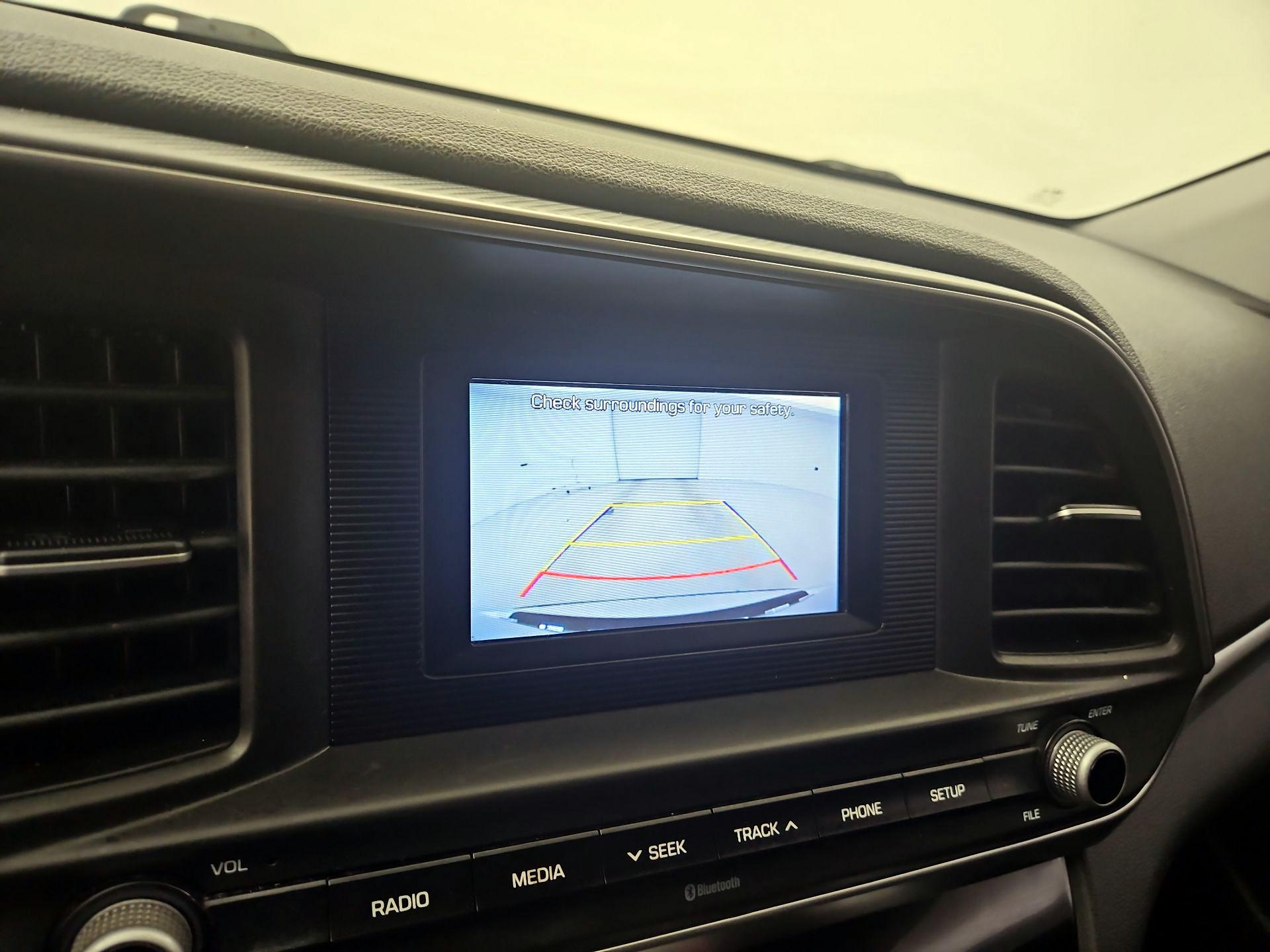Thumbnail: 2019 Hyundai Elantra - 14