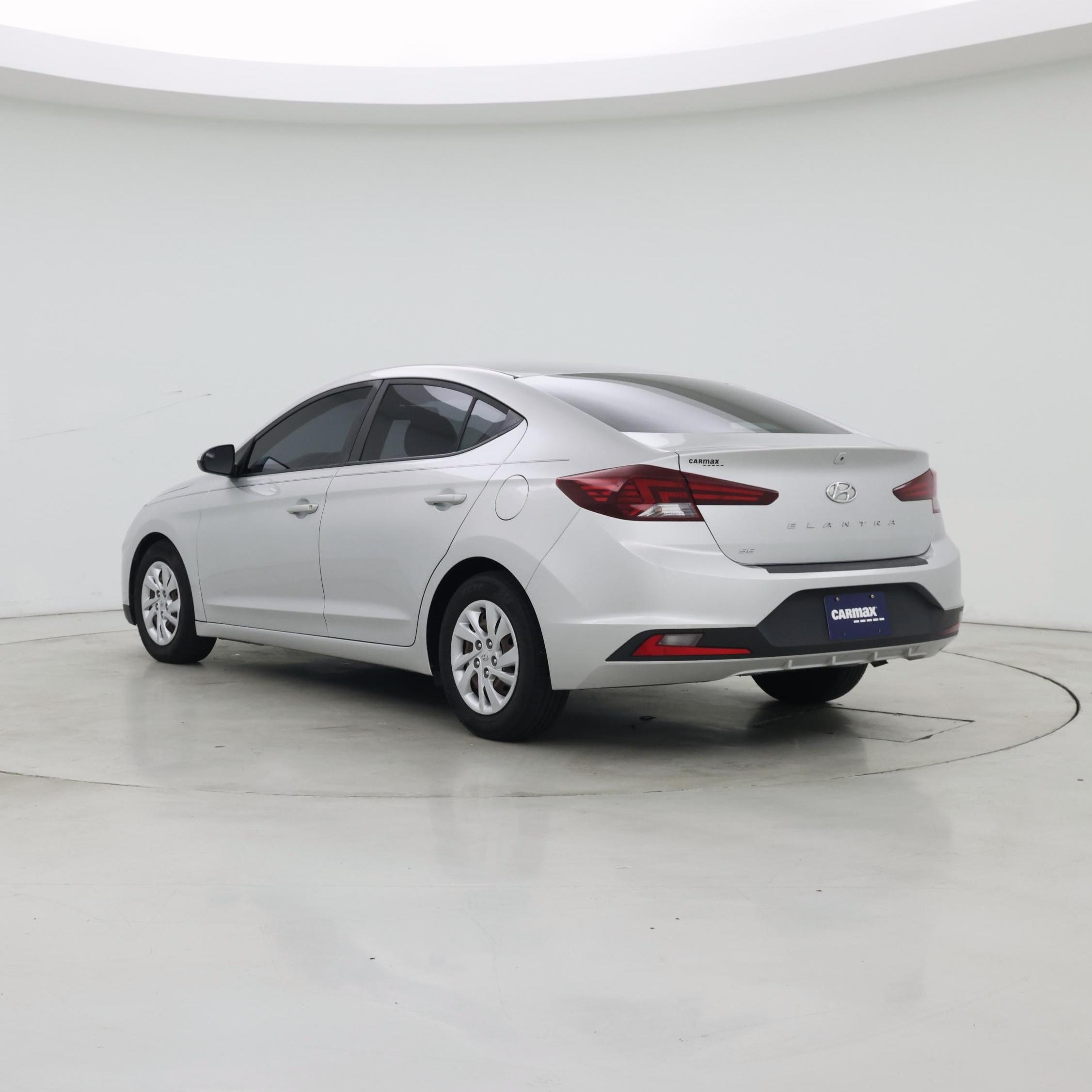 Thumbnail: 2019 Hyundai Elantra - 2