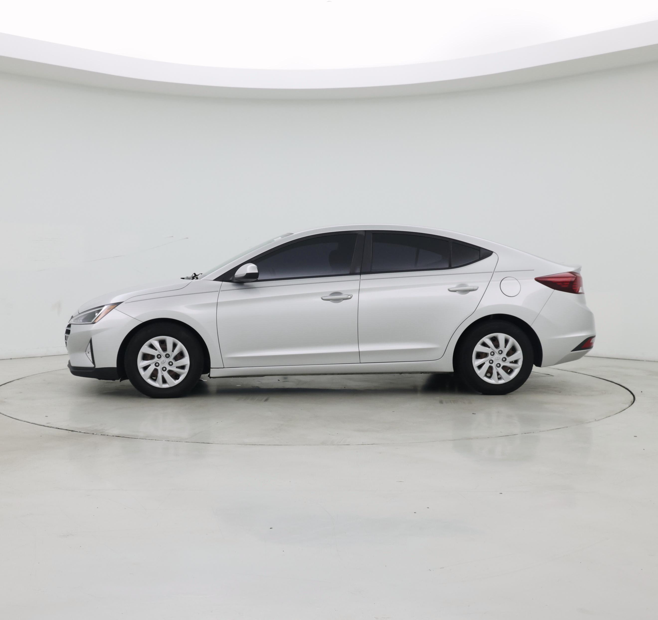 Thumbnail: 2019 Hyundai Elantra - 3