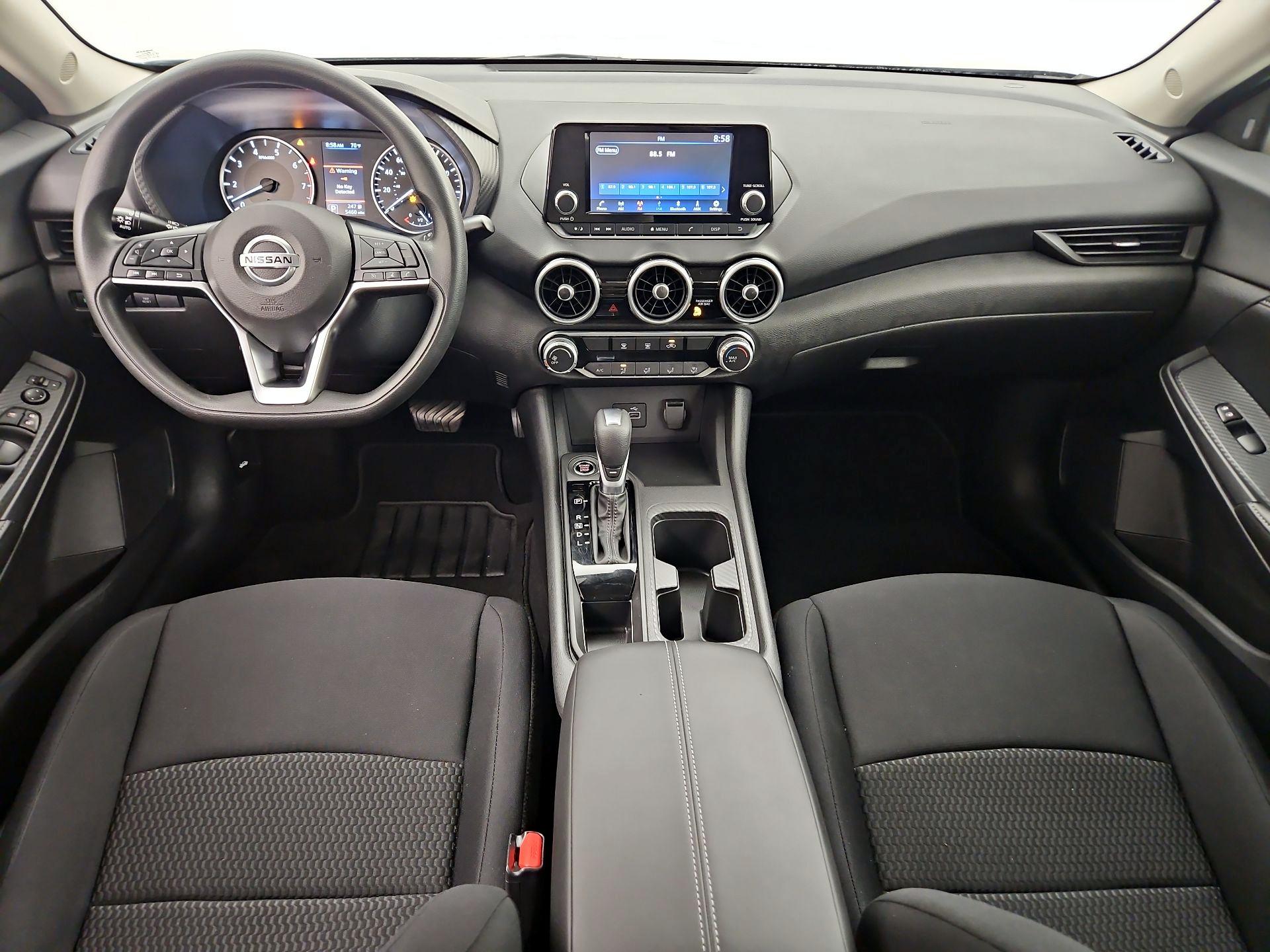Thumbnail: 2022 Nissan Sentra - 9