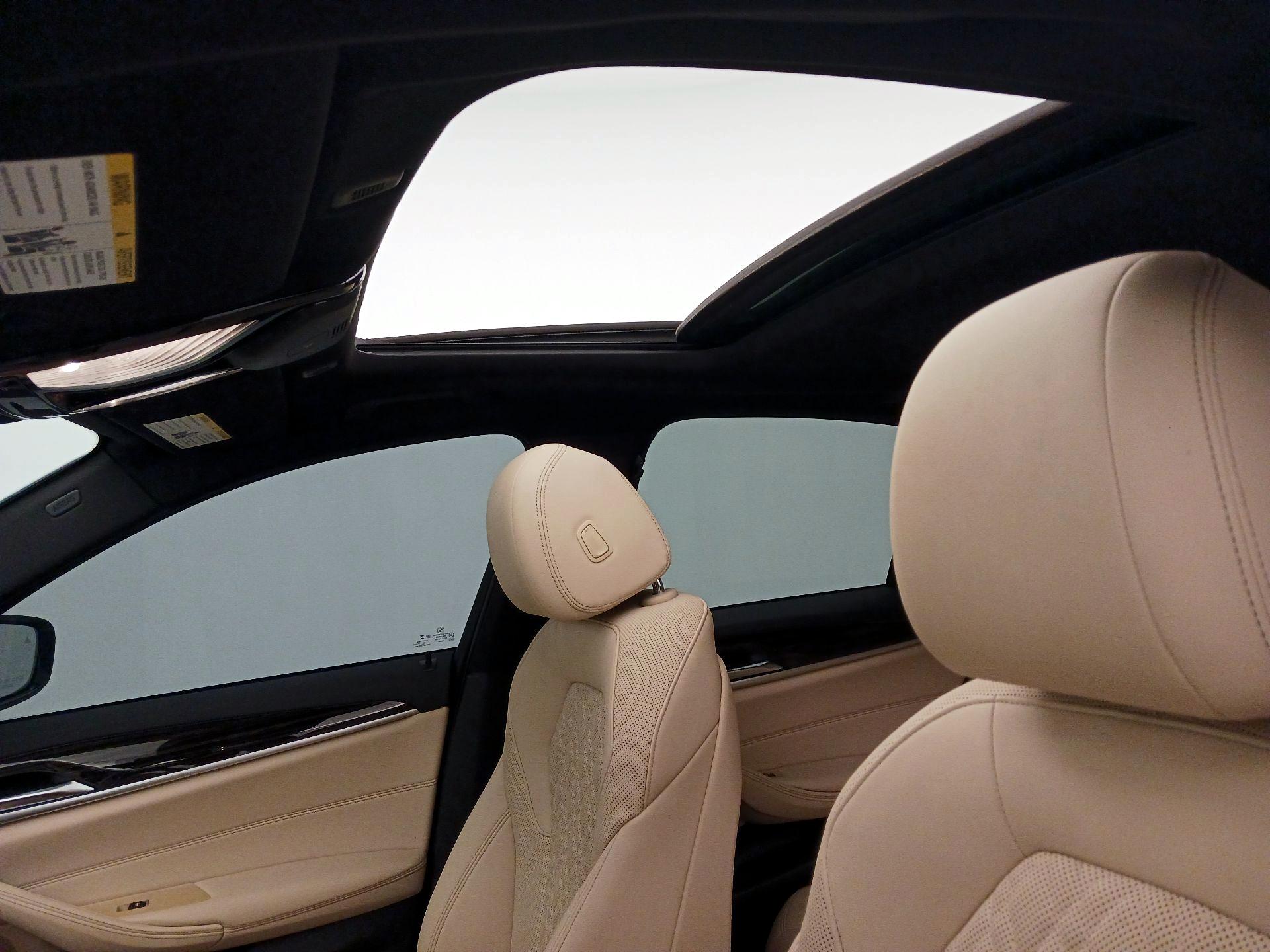 Thumbnail: 2021 BMW 5 Series - 20