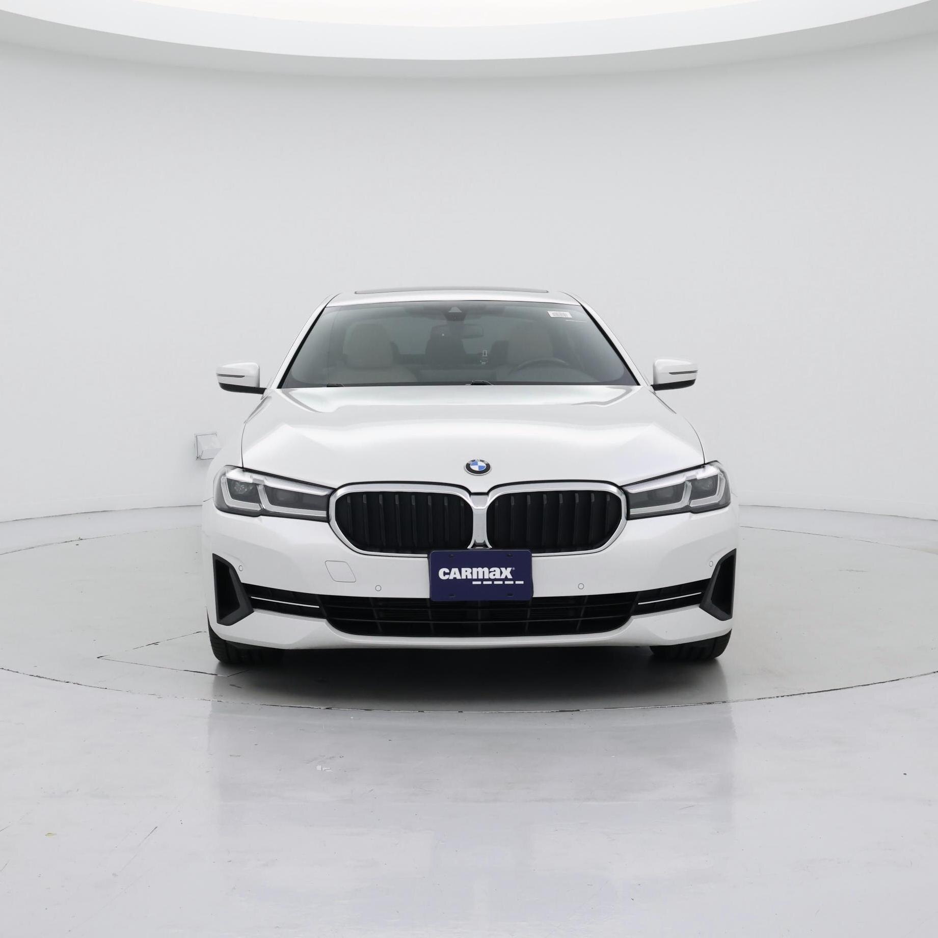 Thumbnail: 2021 BMW 5 Series - 5