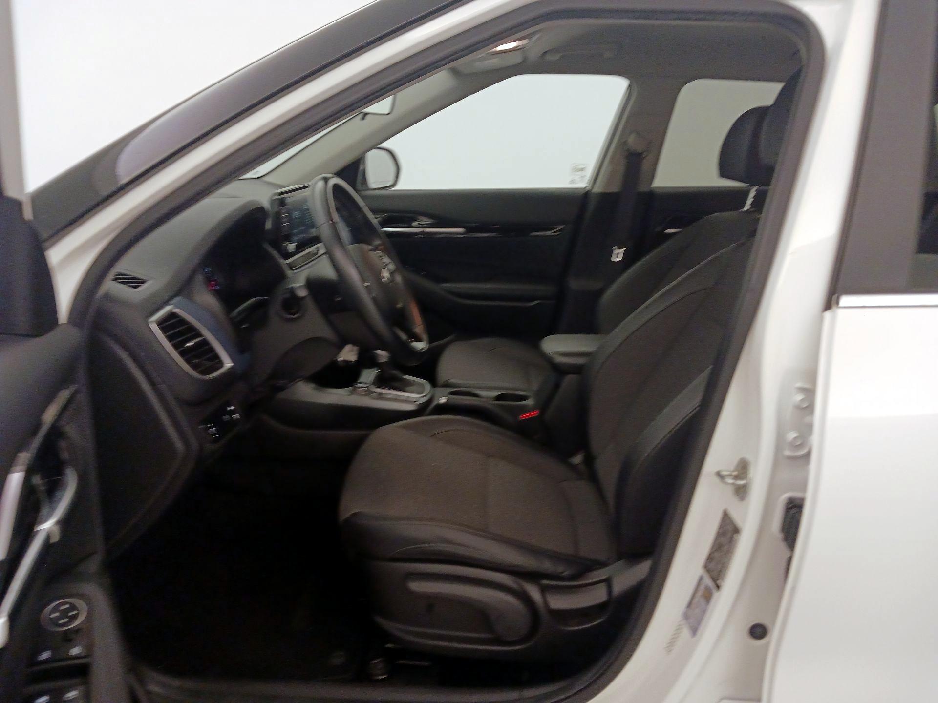 Thumbnail: 2021 Kia Seltos - 11