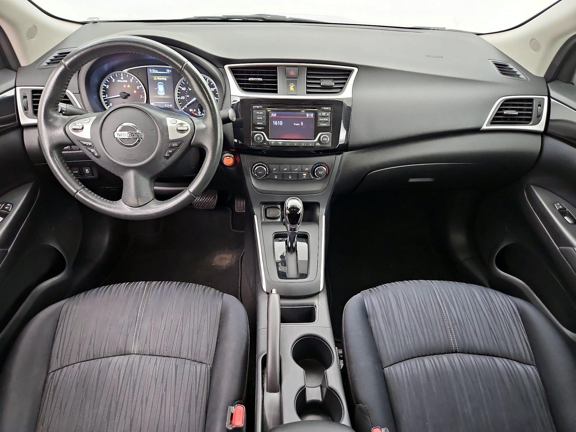 Thumbnail: 2017 Nissan Sentra - 9