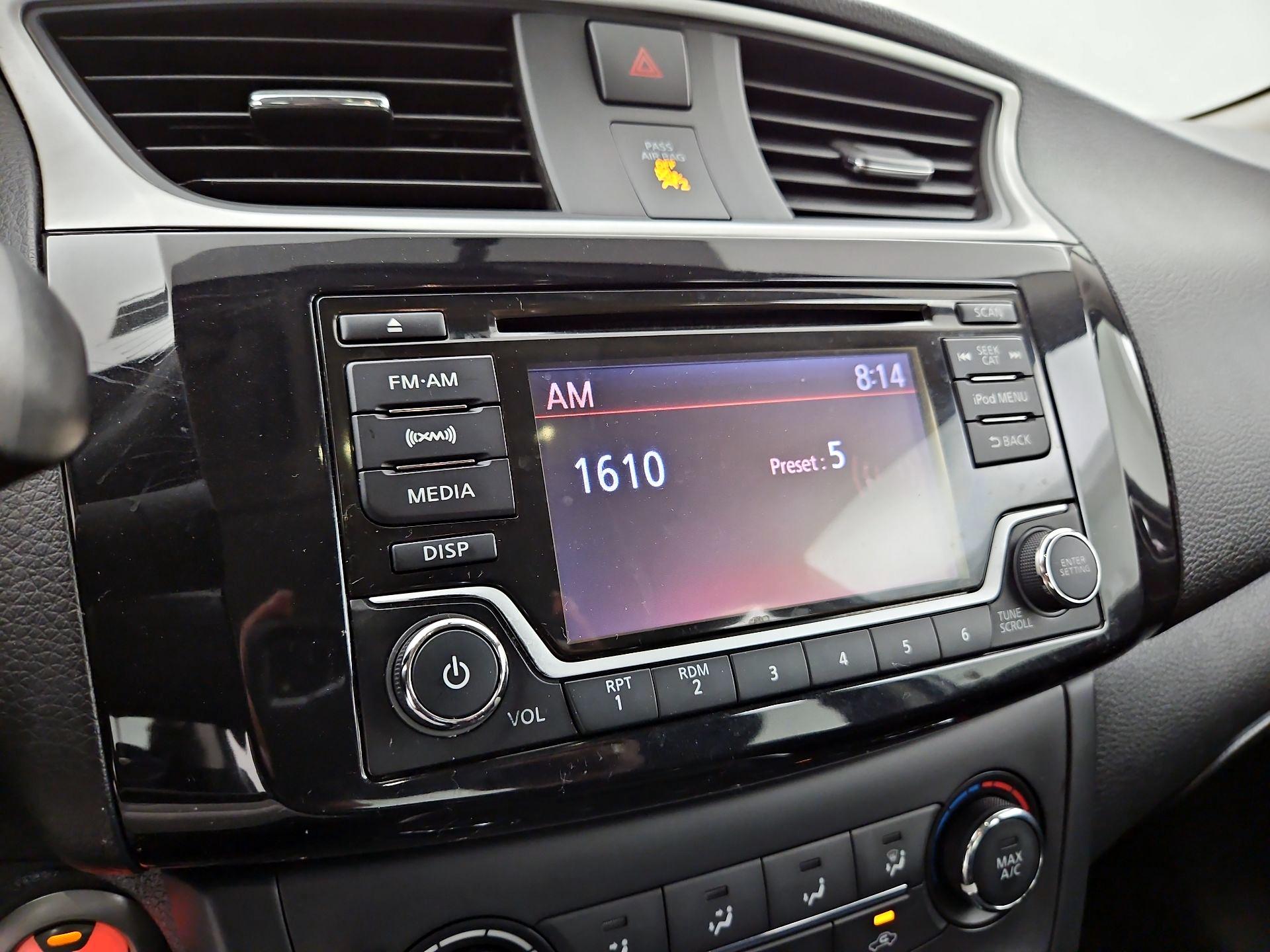Thumbnail: 2017 Nissan Sentra - 15