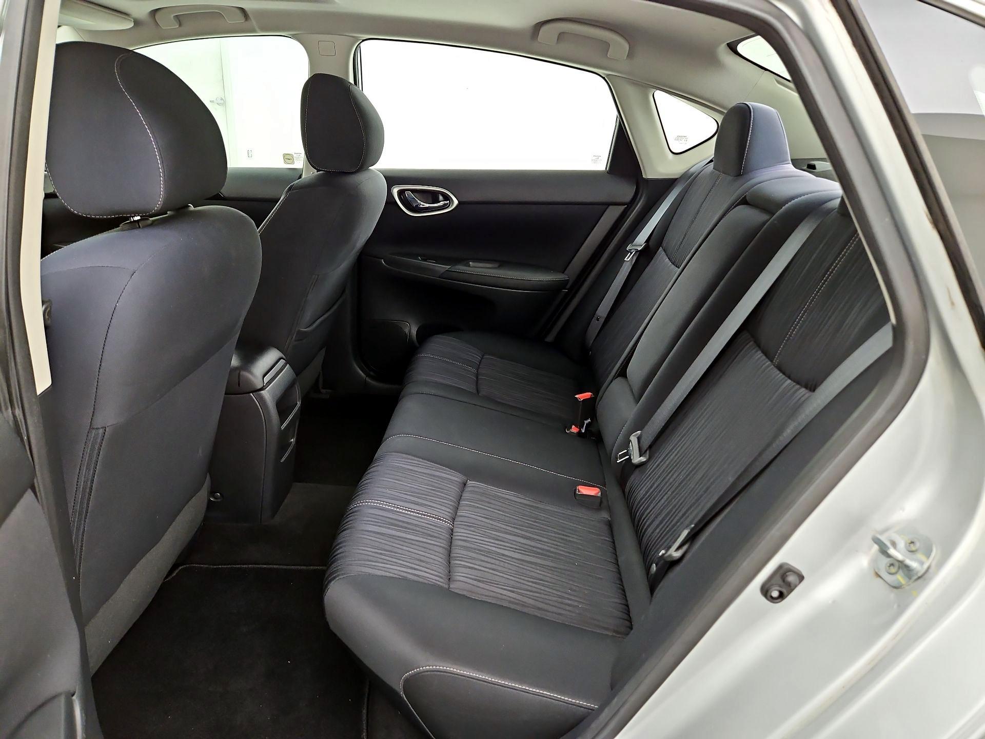 Thumbnail: 2017 Nissan Sentra - 20