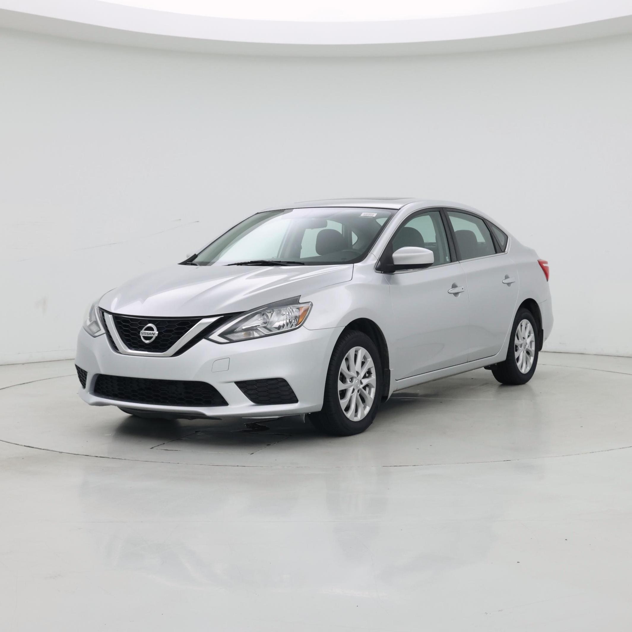 Thumbnail: 2017 Nissan Sentra - 4