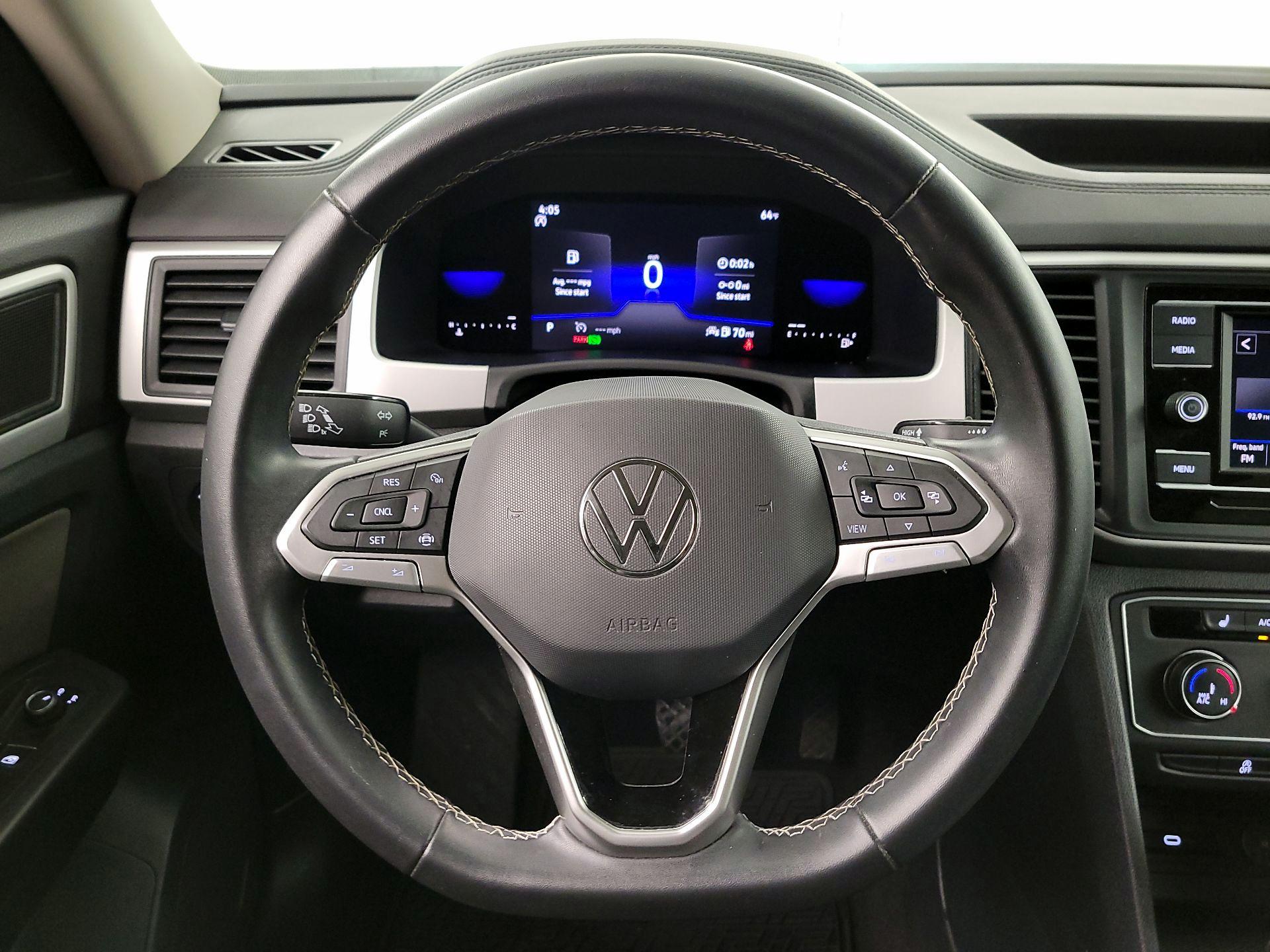 Thumbnail: 2022 Volkswagen Atlas - 10