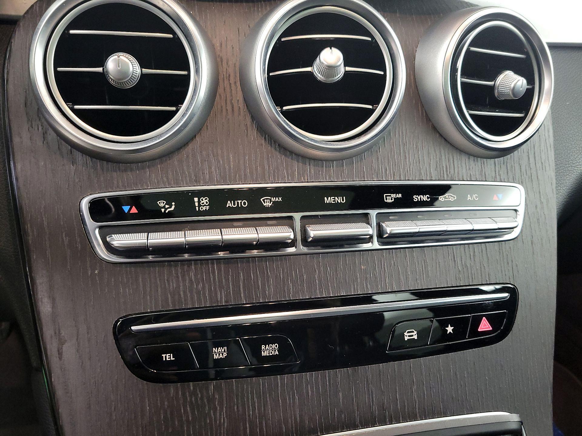 Thumbnail: 2022 Mercedes-Benz GLC - 14