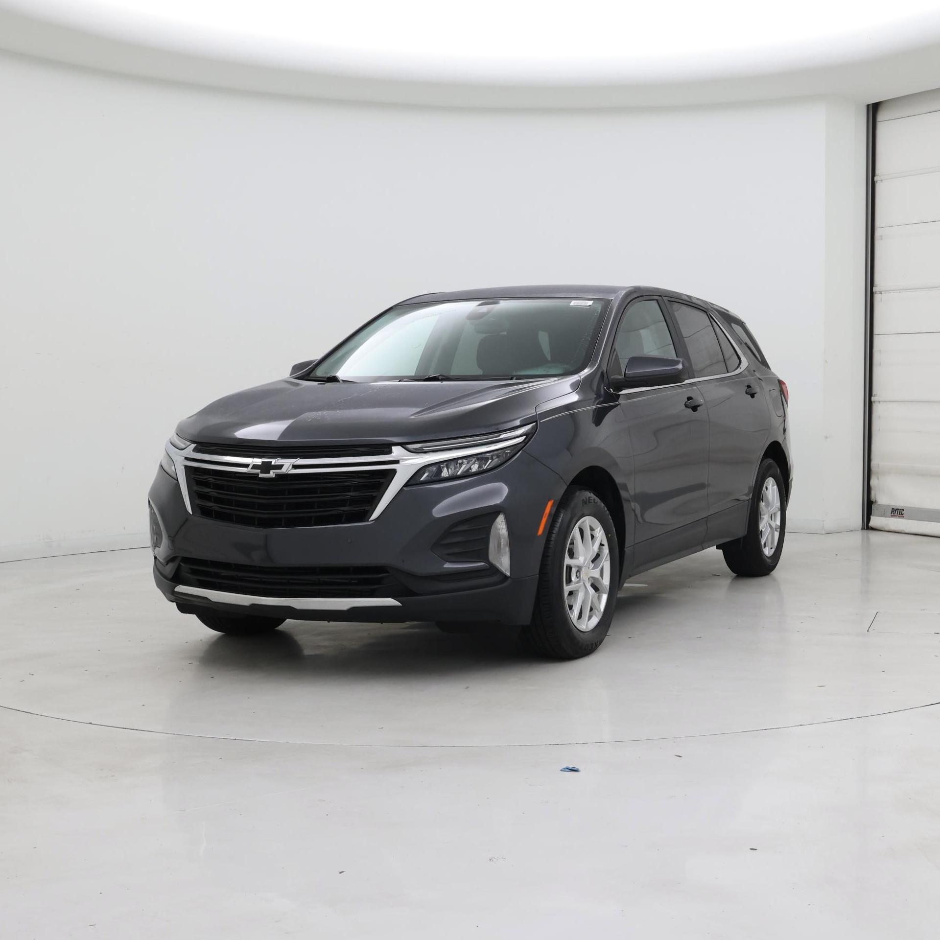 Thumbnail: 2022 Chevrolet Equinox - 4