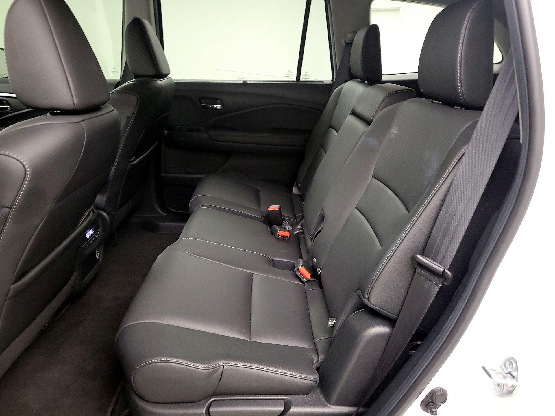 Thumbnail: 2022 Honda Pilot - 20