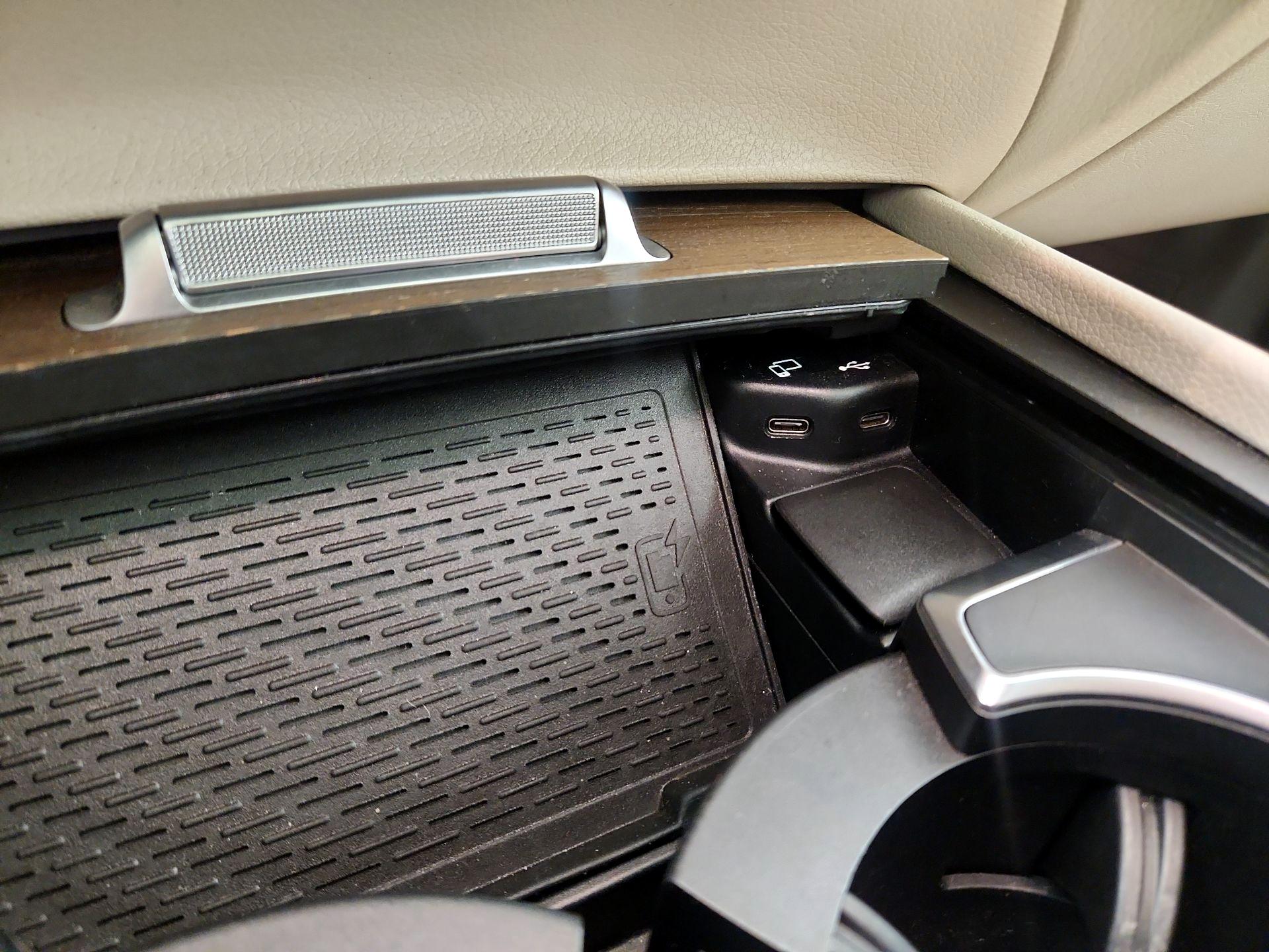 Thumbnail: 2020 Mercedes-Benz GLE - 19