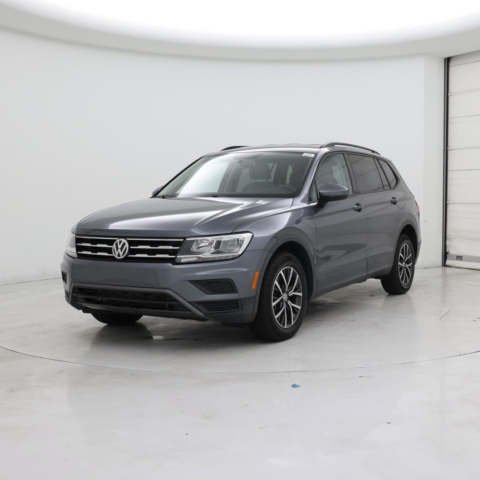 Thumbnail: 2021 Volkswagen Tiguan - 4