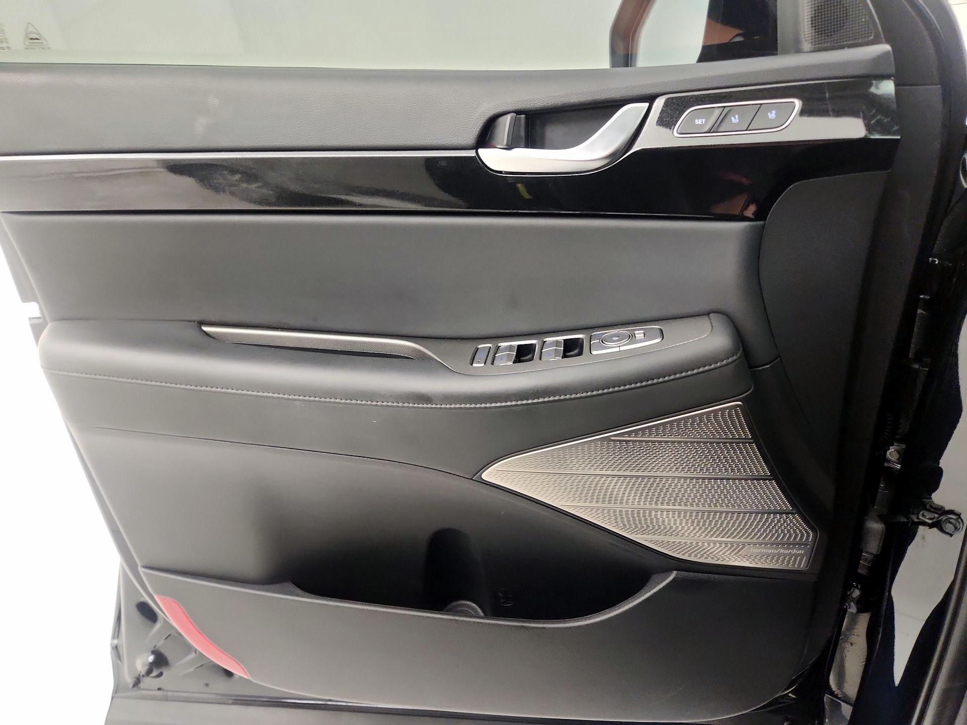 Thumbnail: 2022 Hyundai Palisade - 12