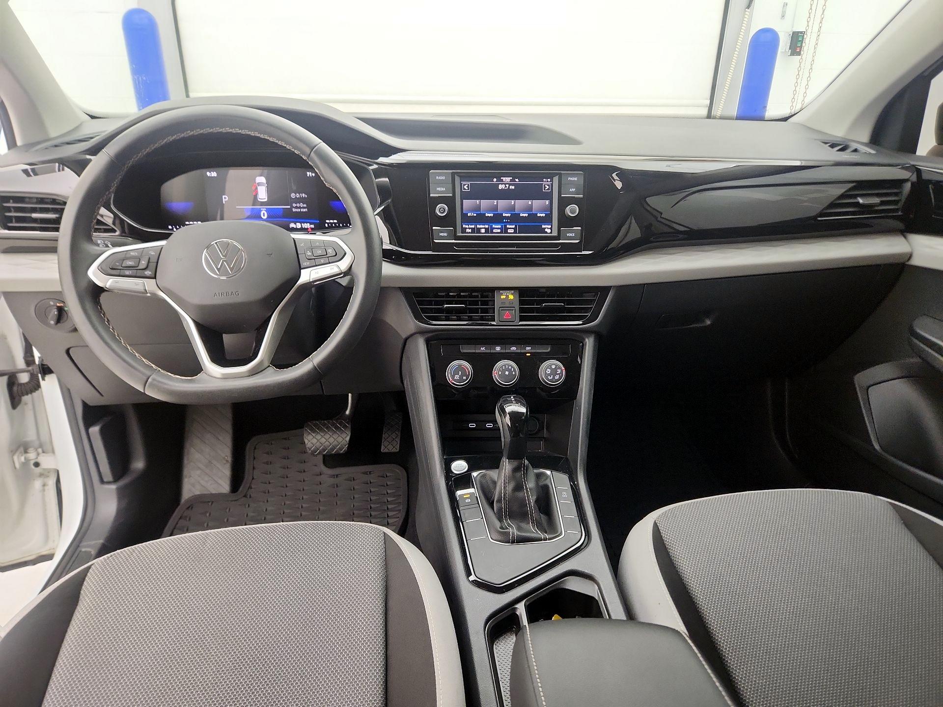 Thumbnail: 2023 Volkswagen Taos - 9