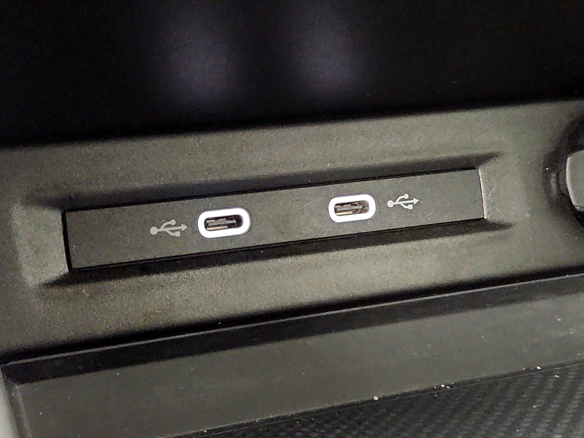 Thumbnail: 2023 Volkswagen Taos - 18