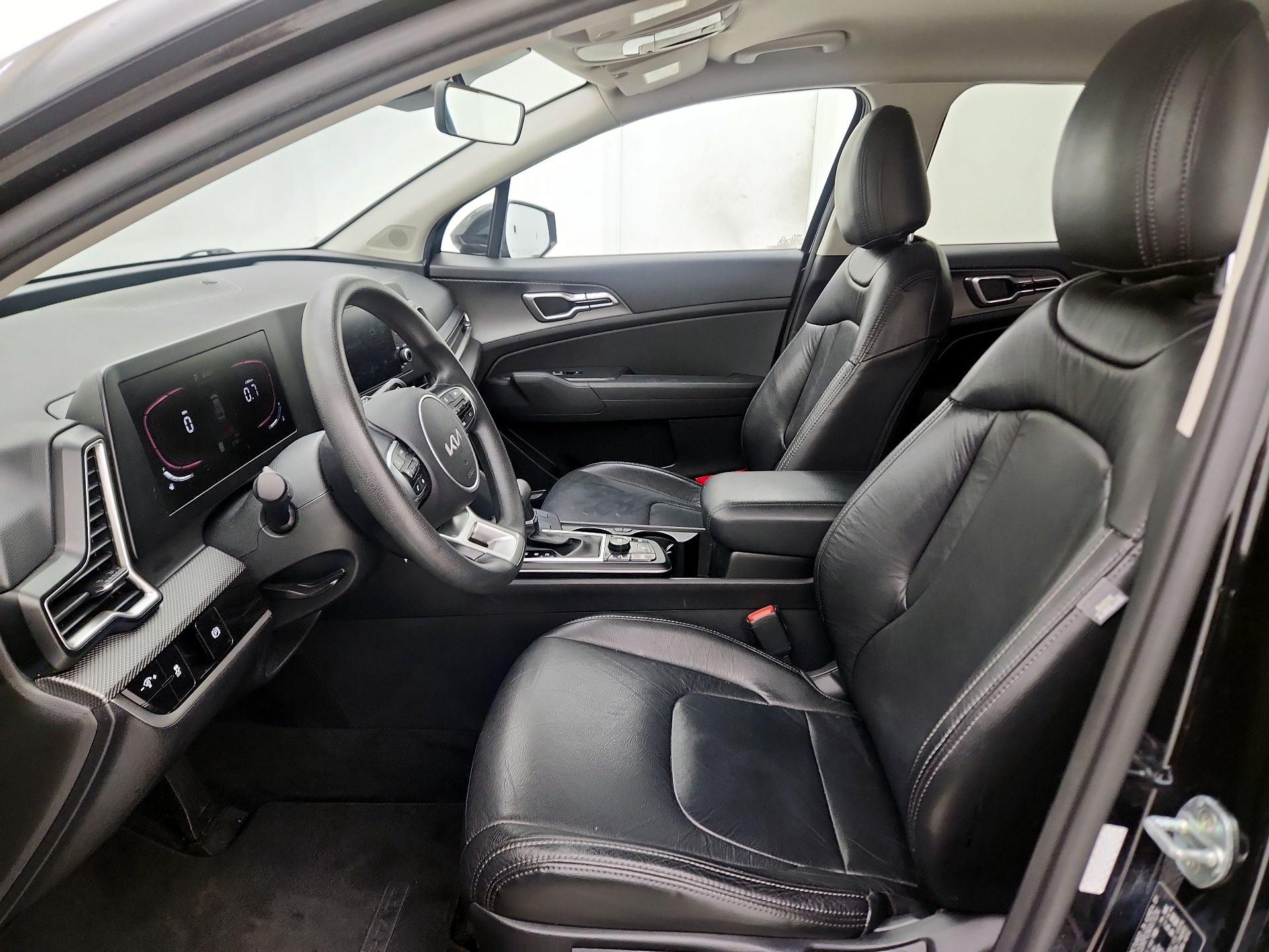 Thumbnail: 2023 Kia Sportage - 11