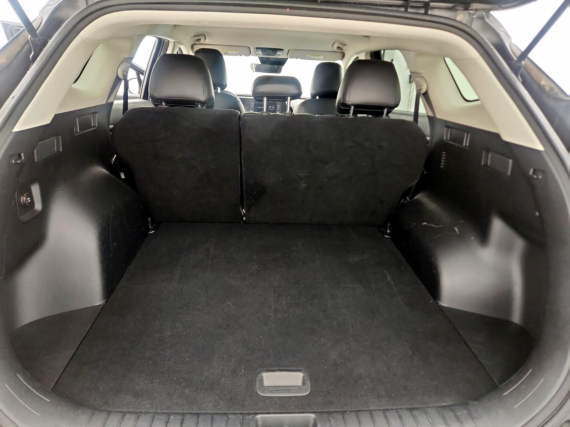 Thumbnail: 2023 Kia Sportage - 20