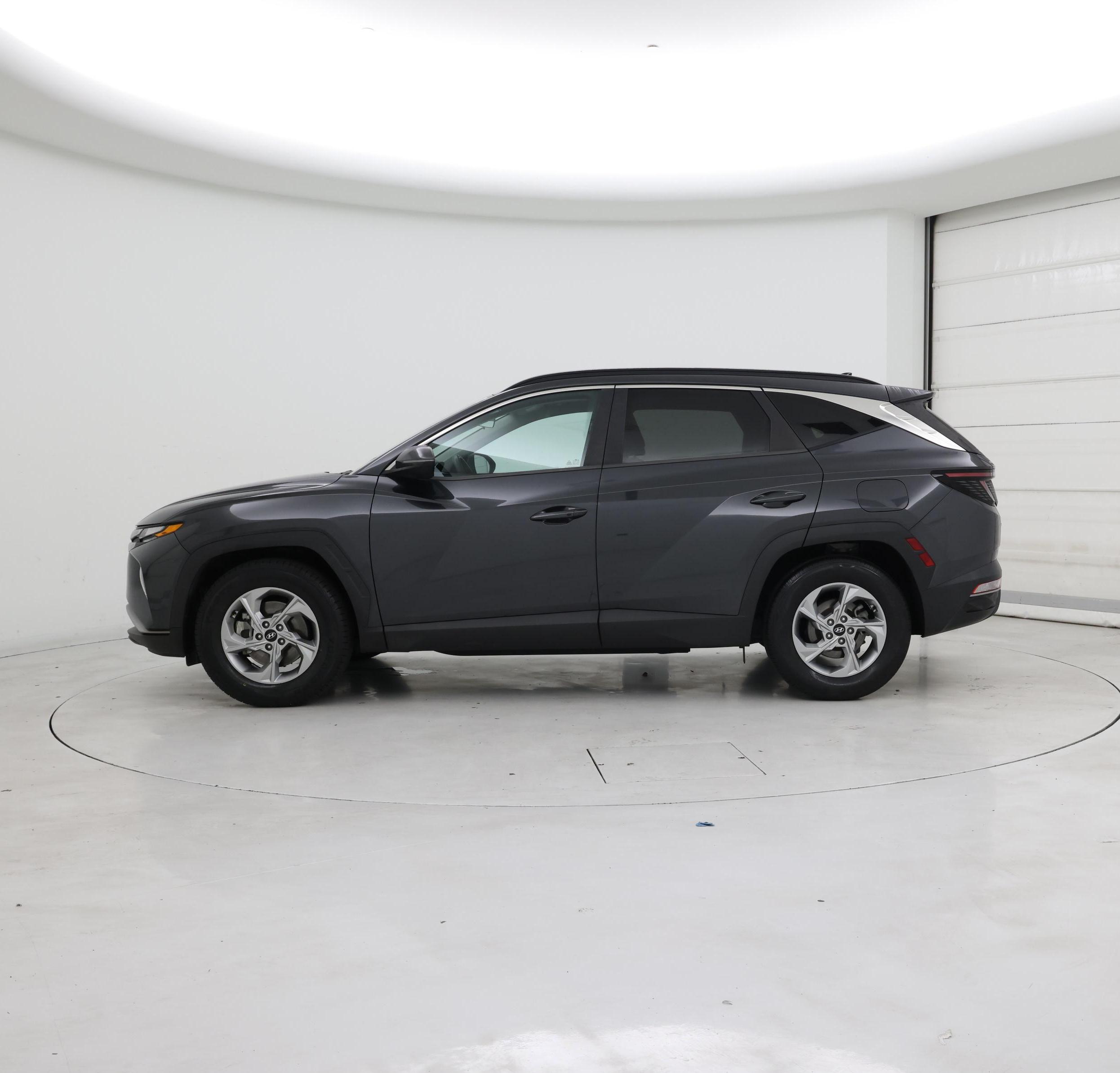 Thumbnail: 2022 Hyundai Tucson - 3