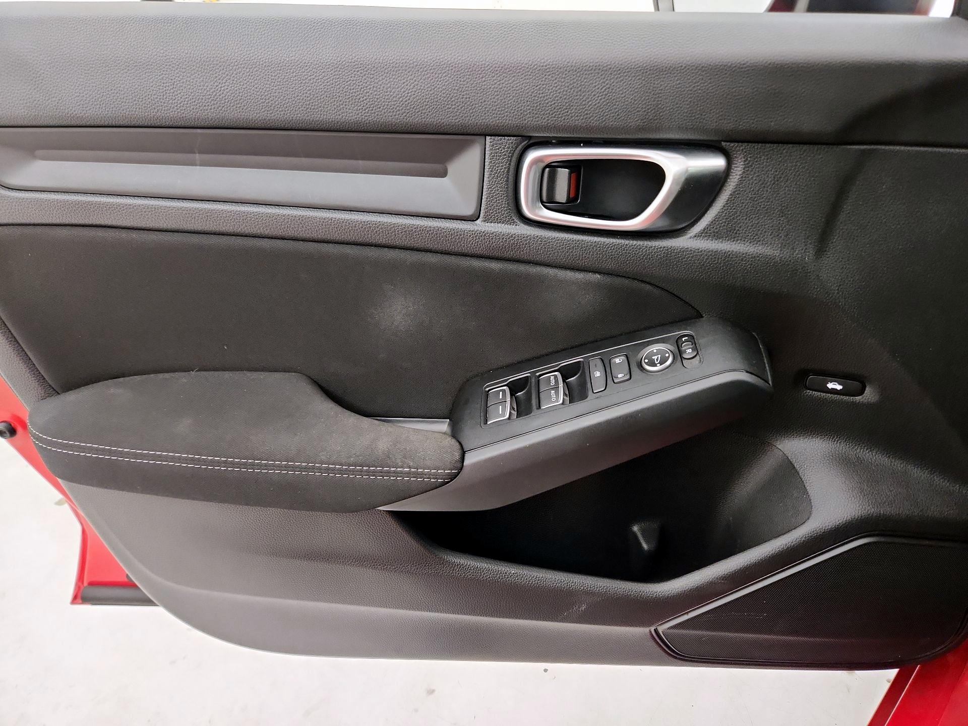 Thumbnail: 2023 Honda Civic - 12