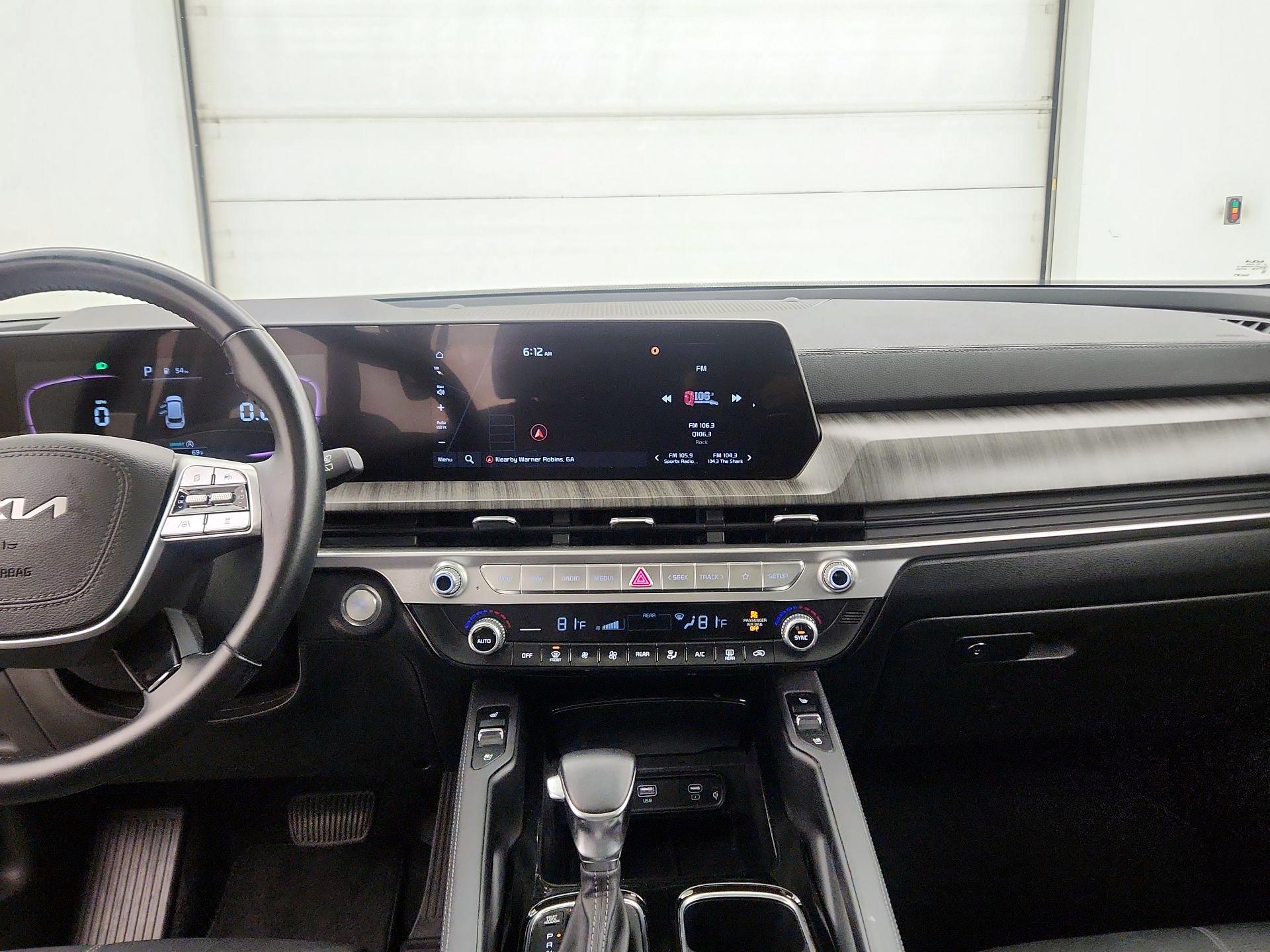 Thumbnail: 2023 Kia Telluride - 9