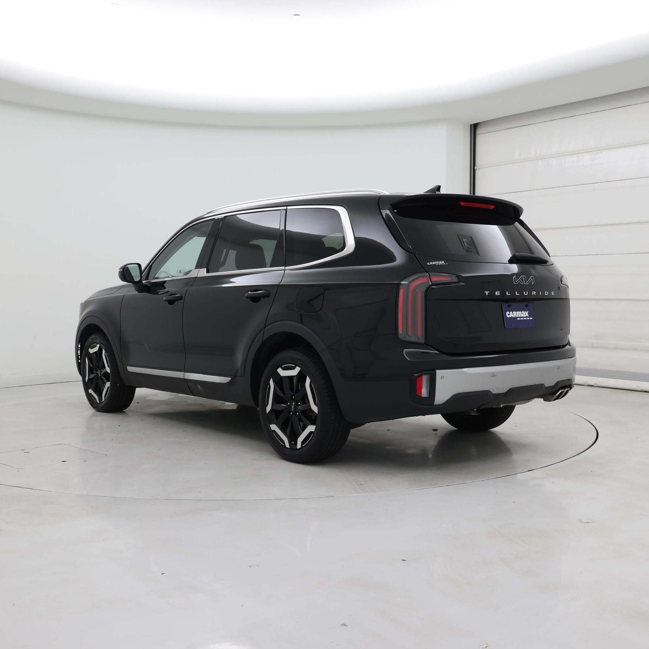 Thumbnail: 2023 Kia Telluride - 2
