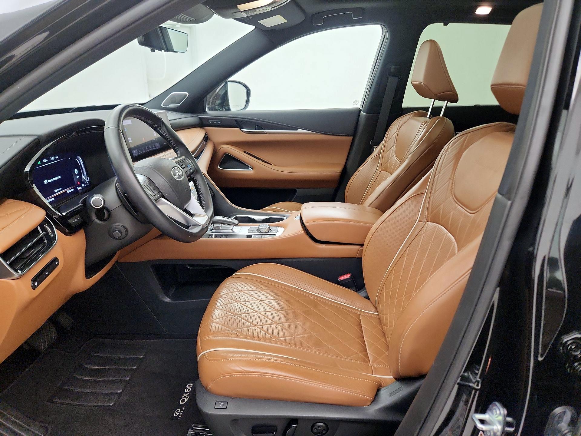 Thumbnail: 2023 INFINITI QX60 - 11