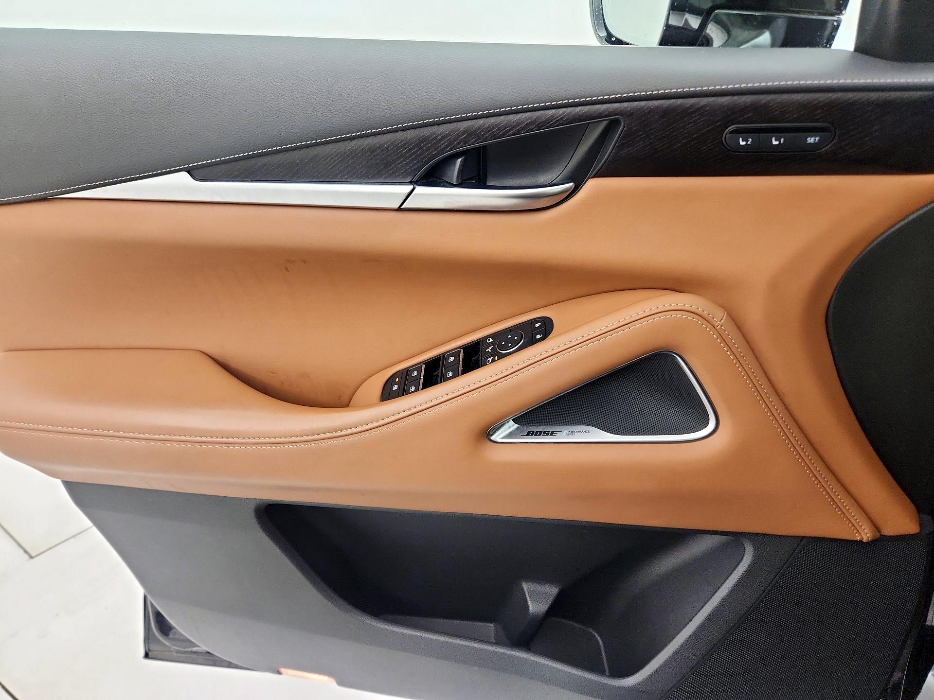 Thumbnail: 2023 INFINITI QX60 - 12