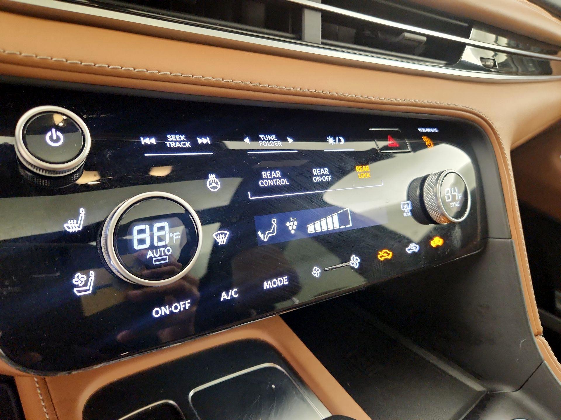 Thumbnail: 2023 INFINITI QX60 - 17