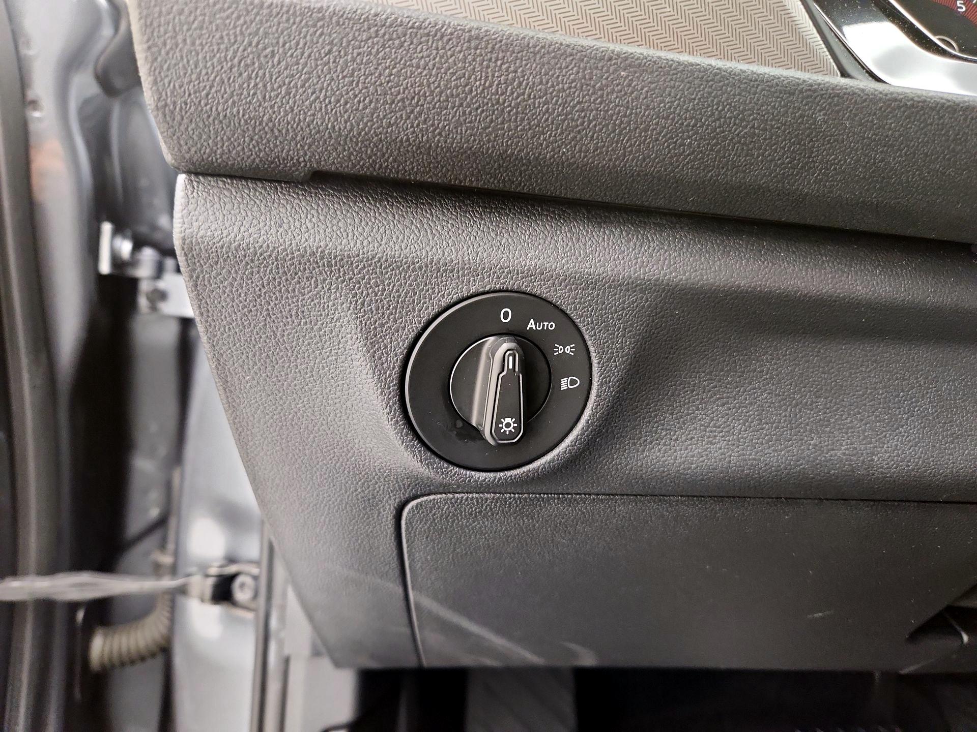 Thumbnail: 2020 Volkswagen Jetta - 13