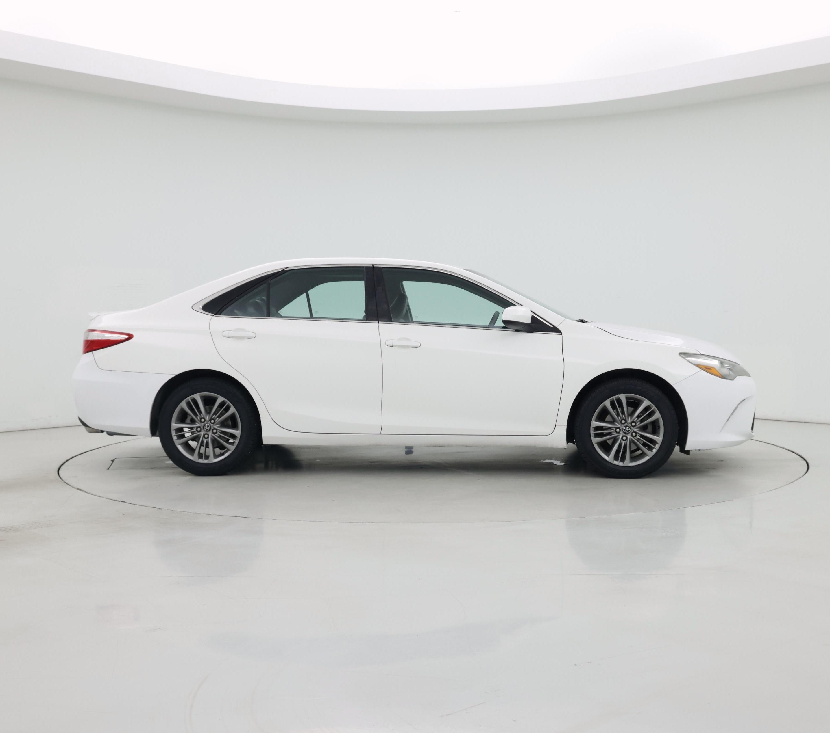 Thumbnail: 2017 Toyota Camry - 7