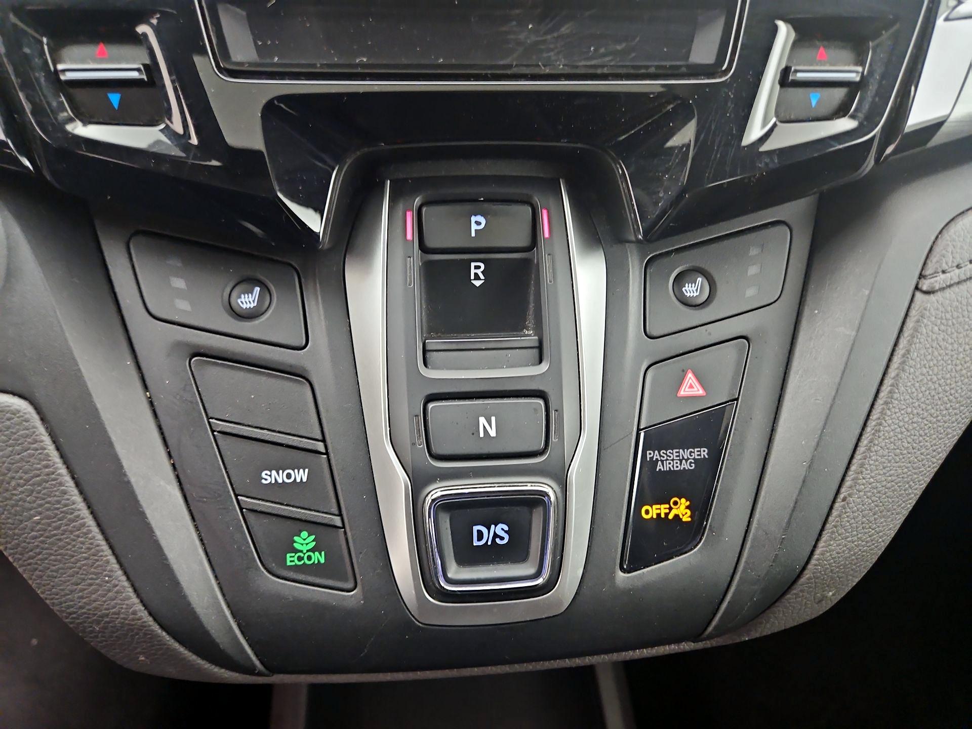 Thumbnail: 2018 Honda Odyssey - 18