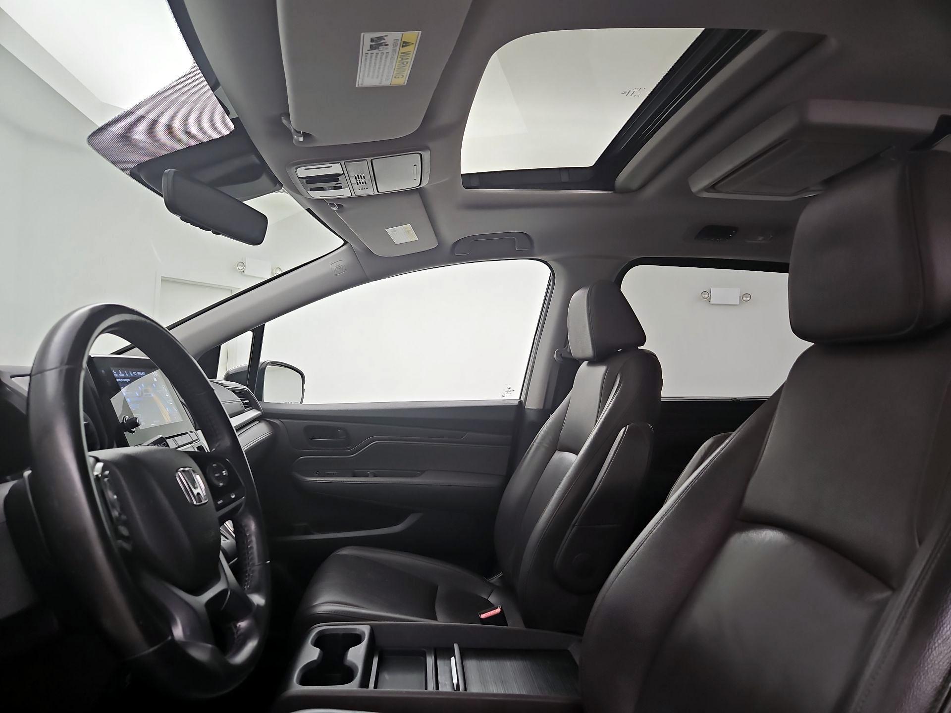 Thumbnail: 2018 Honda Odyssey - 20