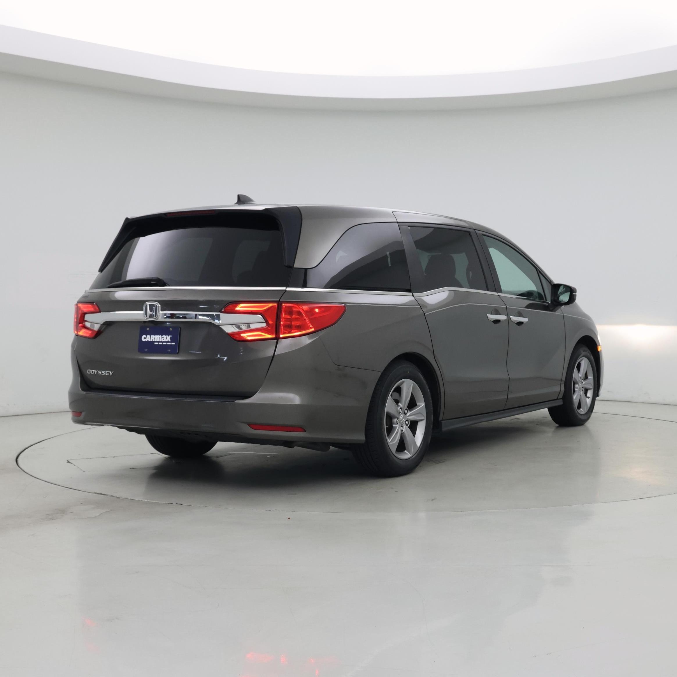 Thumbnail: 2018 Honda Odyssey - 8