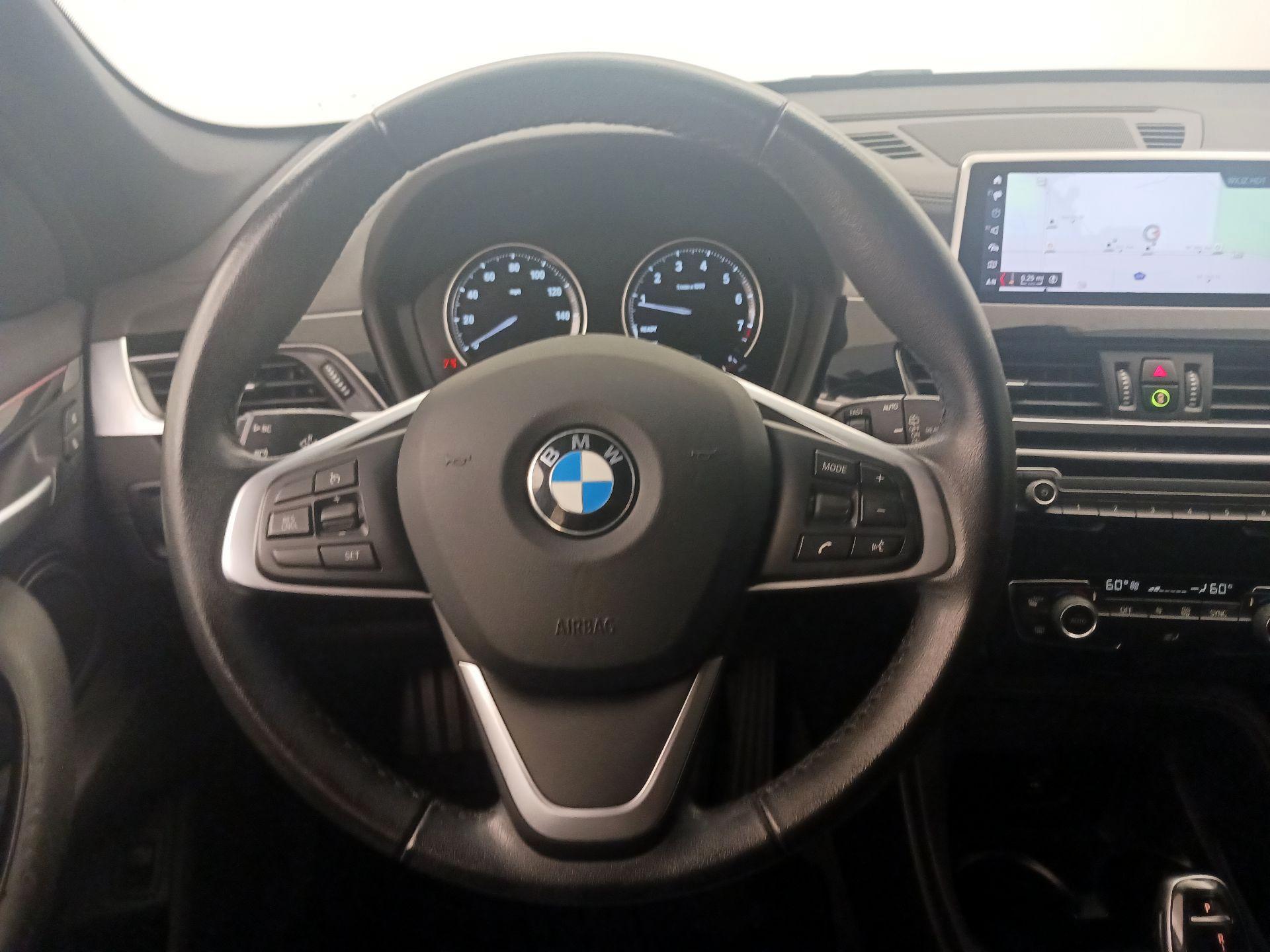 Thumbnail: 2020 BMW X1 - 10