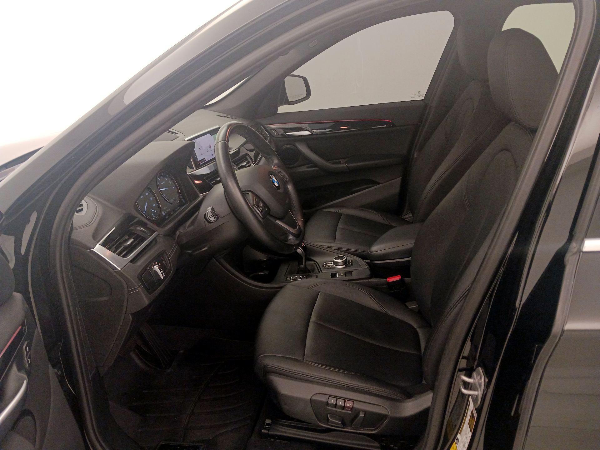 Thumbnail: 2020 BMW X1 - 11