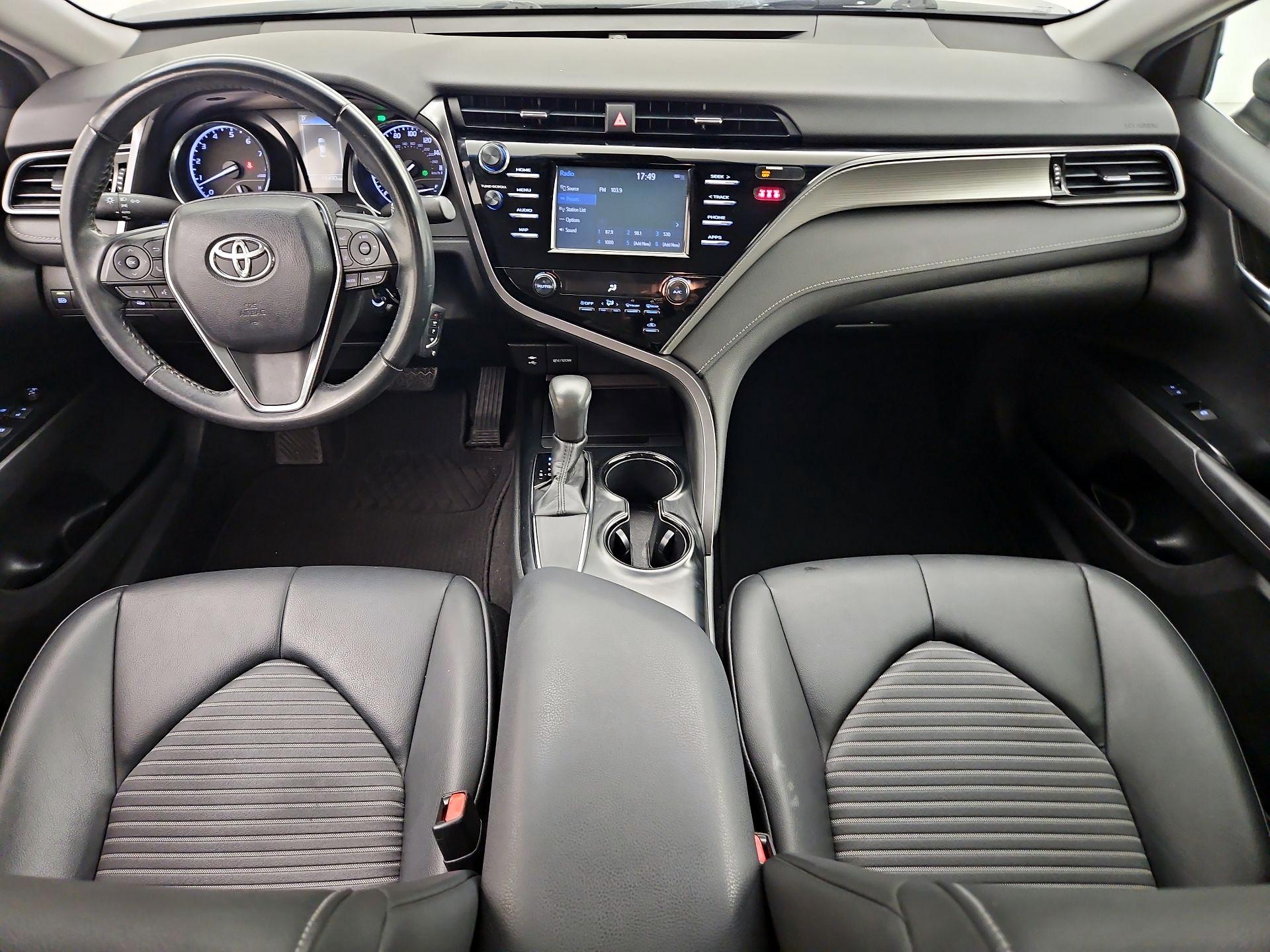 Thumbnail: 2019 Toyota Camry - 9