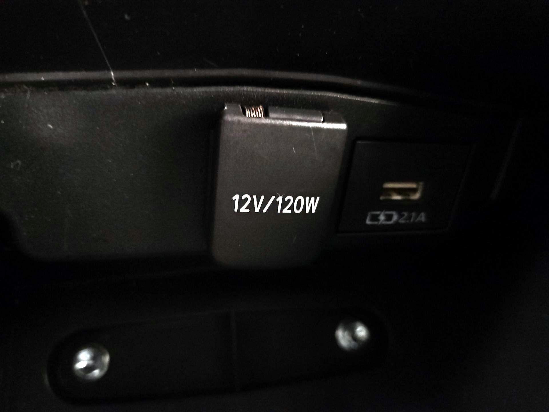 Thumbnail: 2021 Toyota Corolla - 18