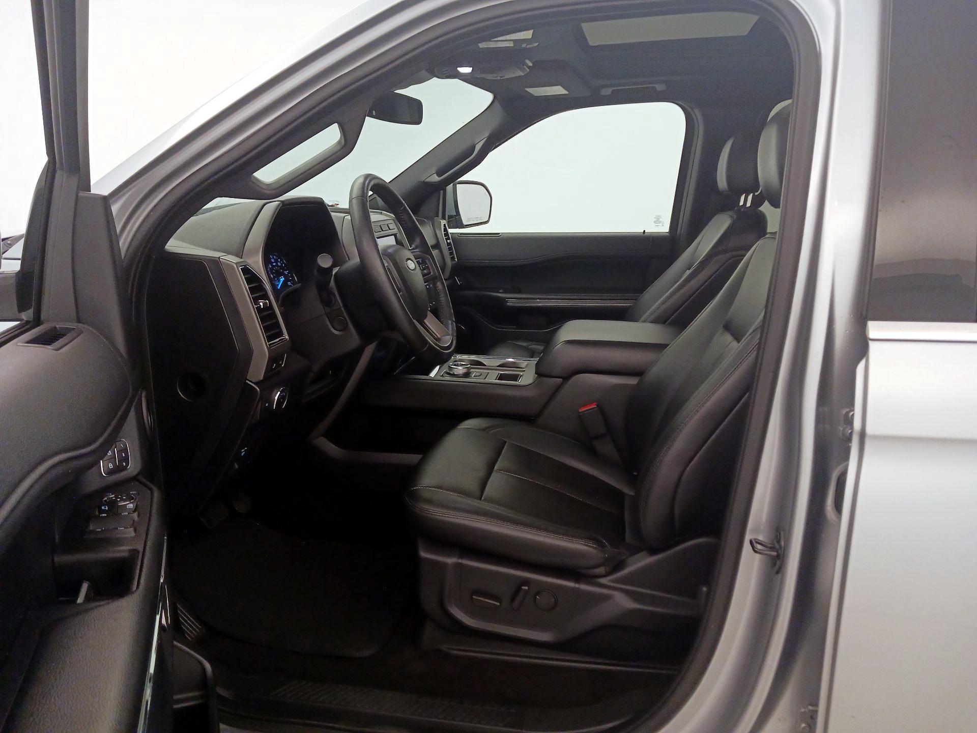 Thumbnail: 2020 Ford Expedition - 11