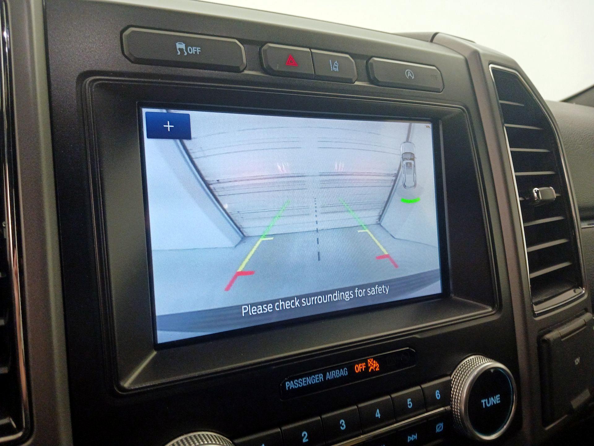 Thumbnail: 2020 Ford Expedition - 15