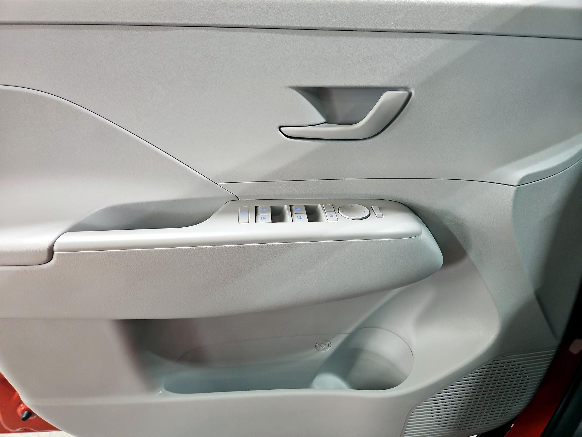 Thumbnail: 2025 Hyundai Kona - 12