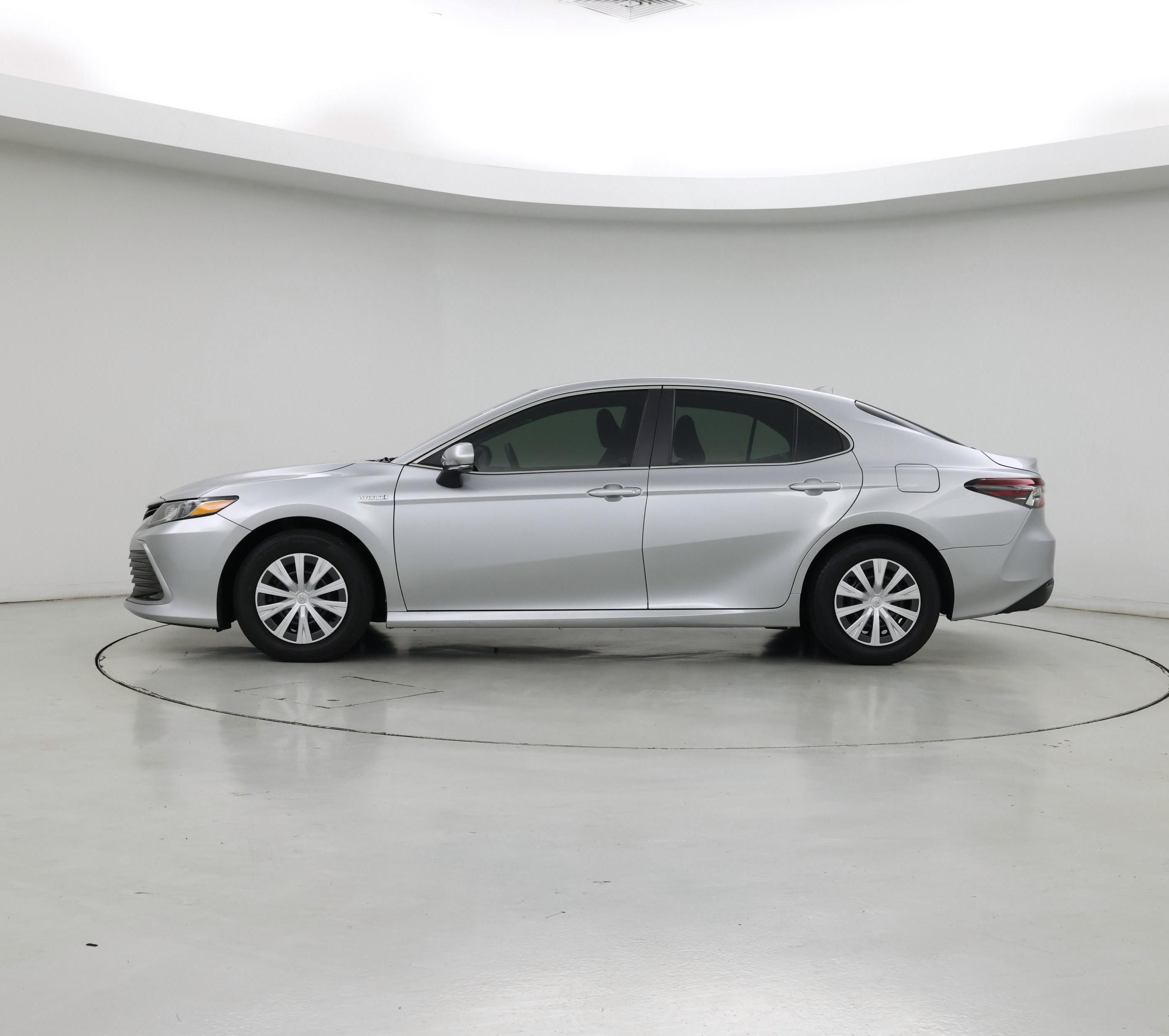 Thumbnail: 2021 Toyota Camry - 3
