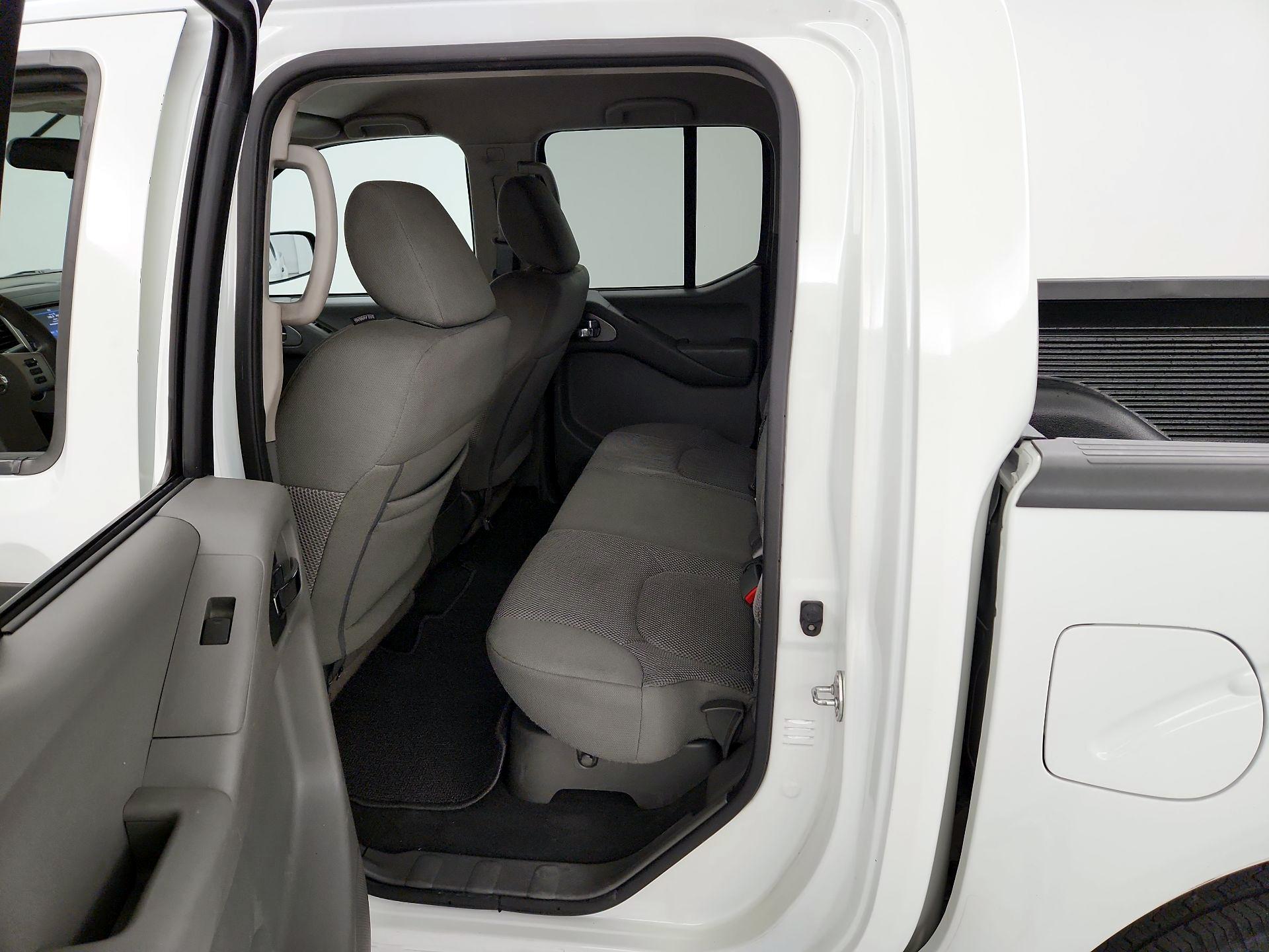 Thumbnail: 2021 Nissan Frontier - 19