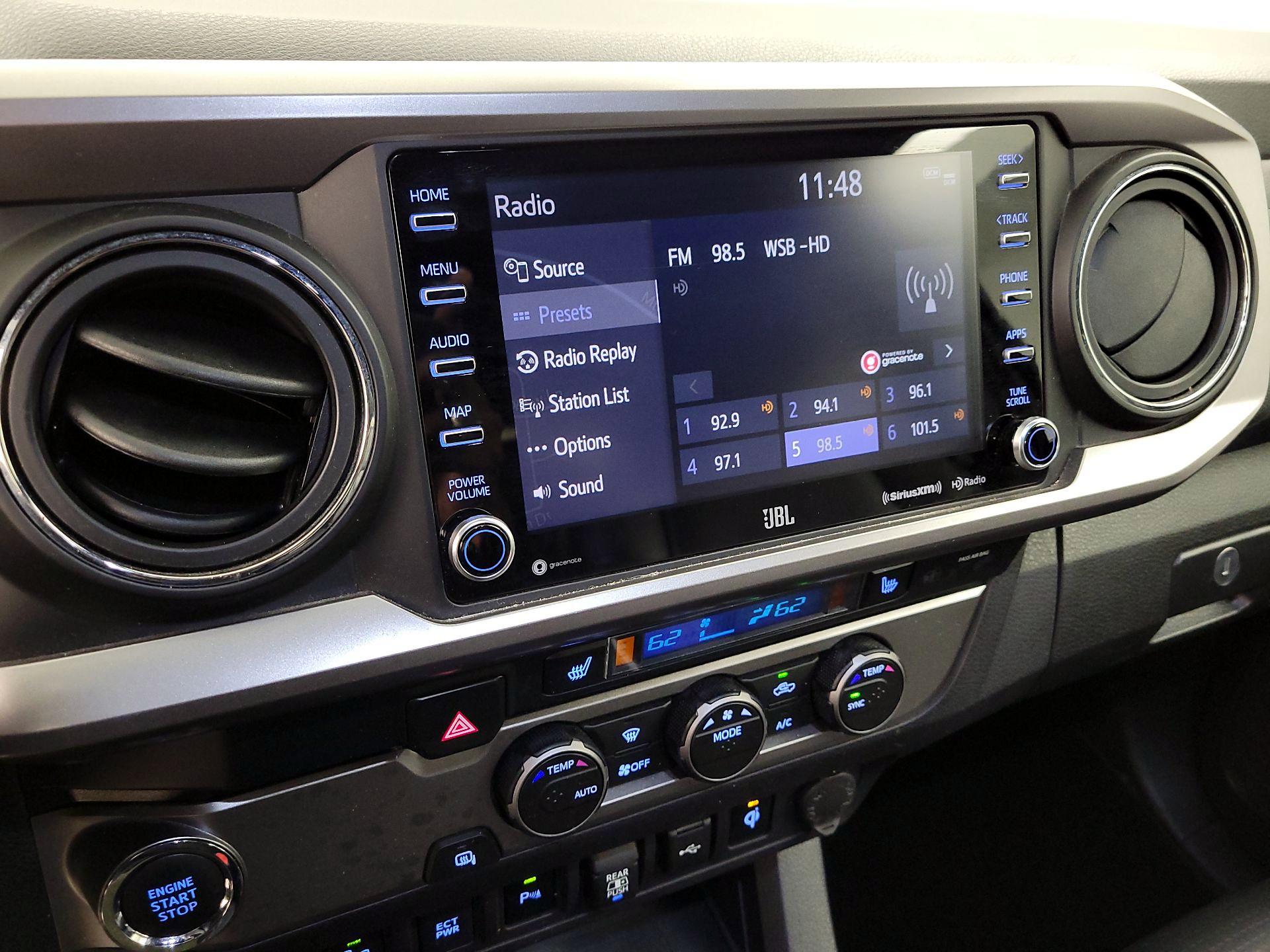 Thumbnail: 2022 Toyota Tacoma - 16