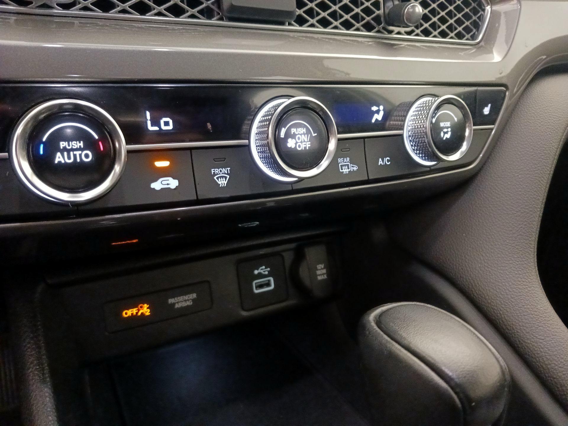 Thumbnail: 2024 Acura Integra - 16