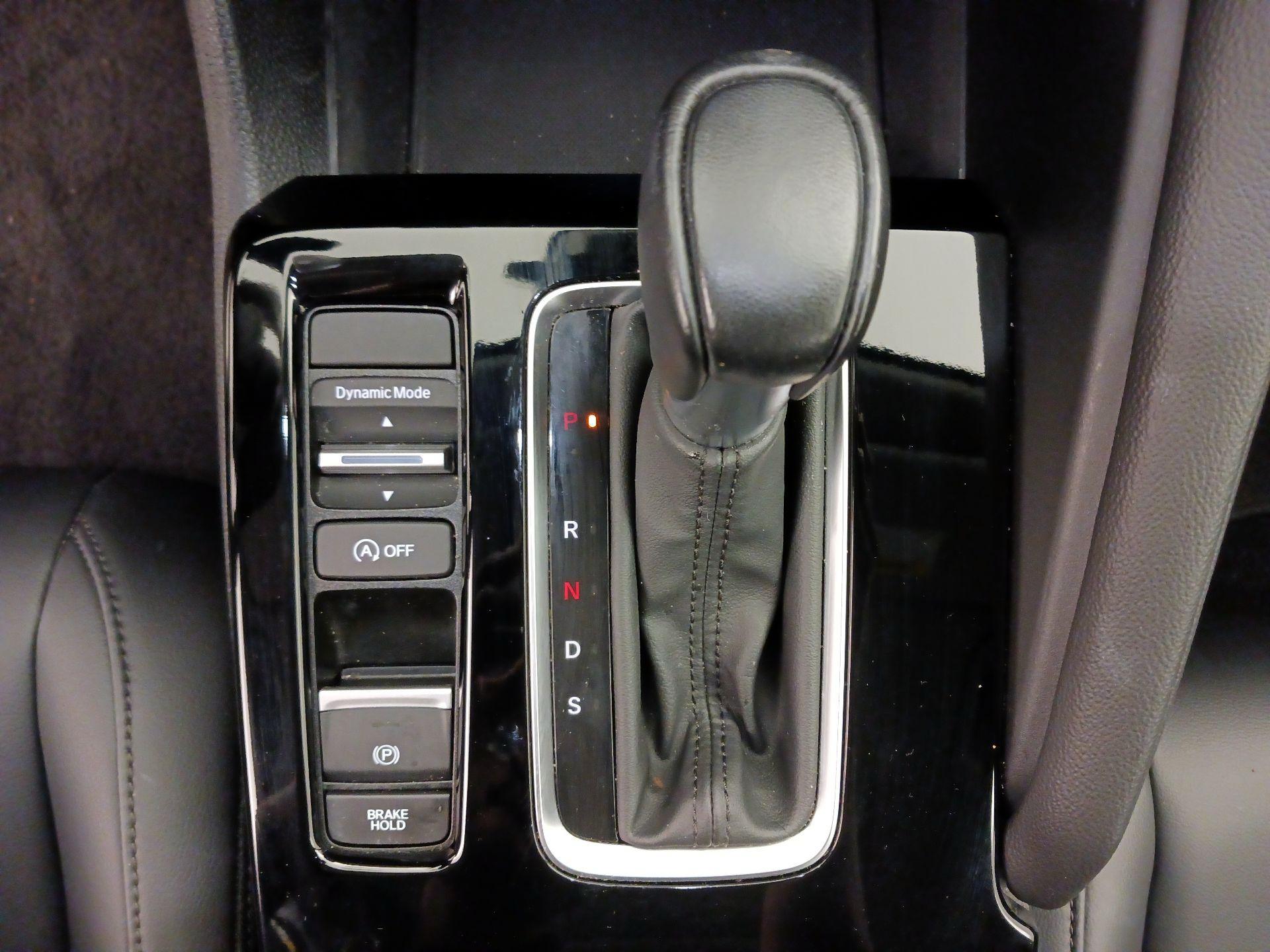 Thumbnail: 2024 Acura Integra - 17