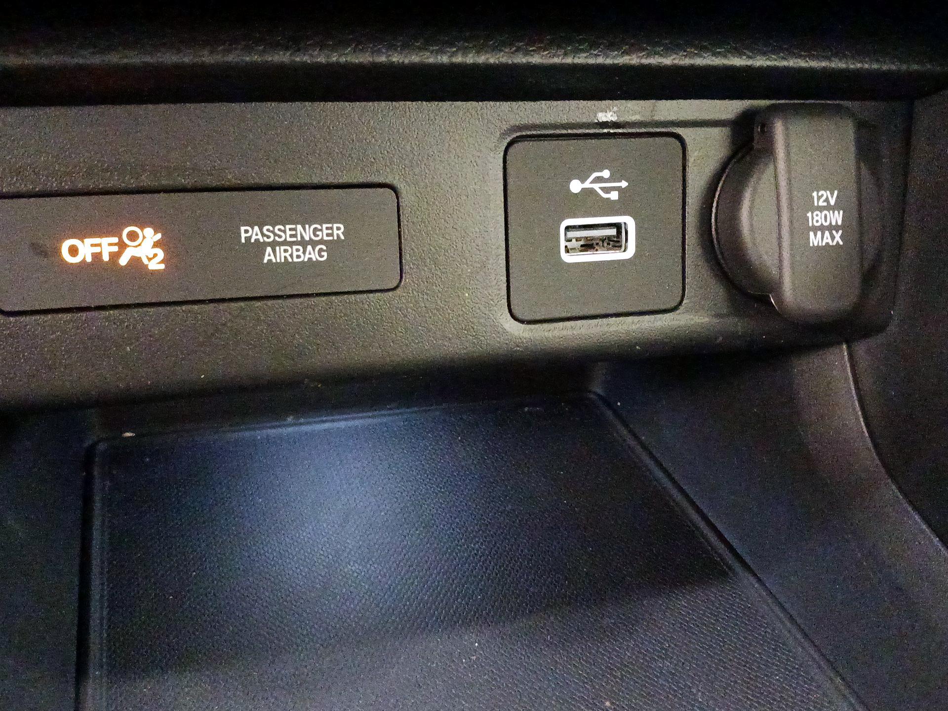 Thumbnail: 2024 Acura Integra - 18