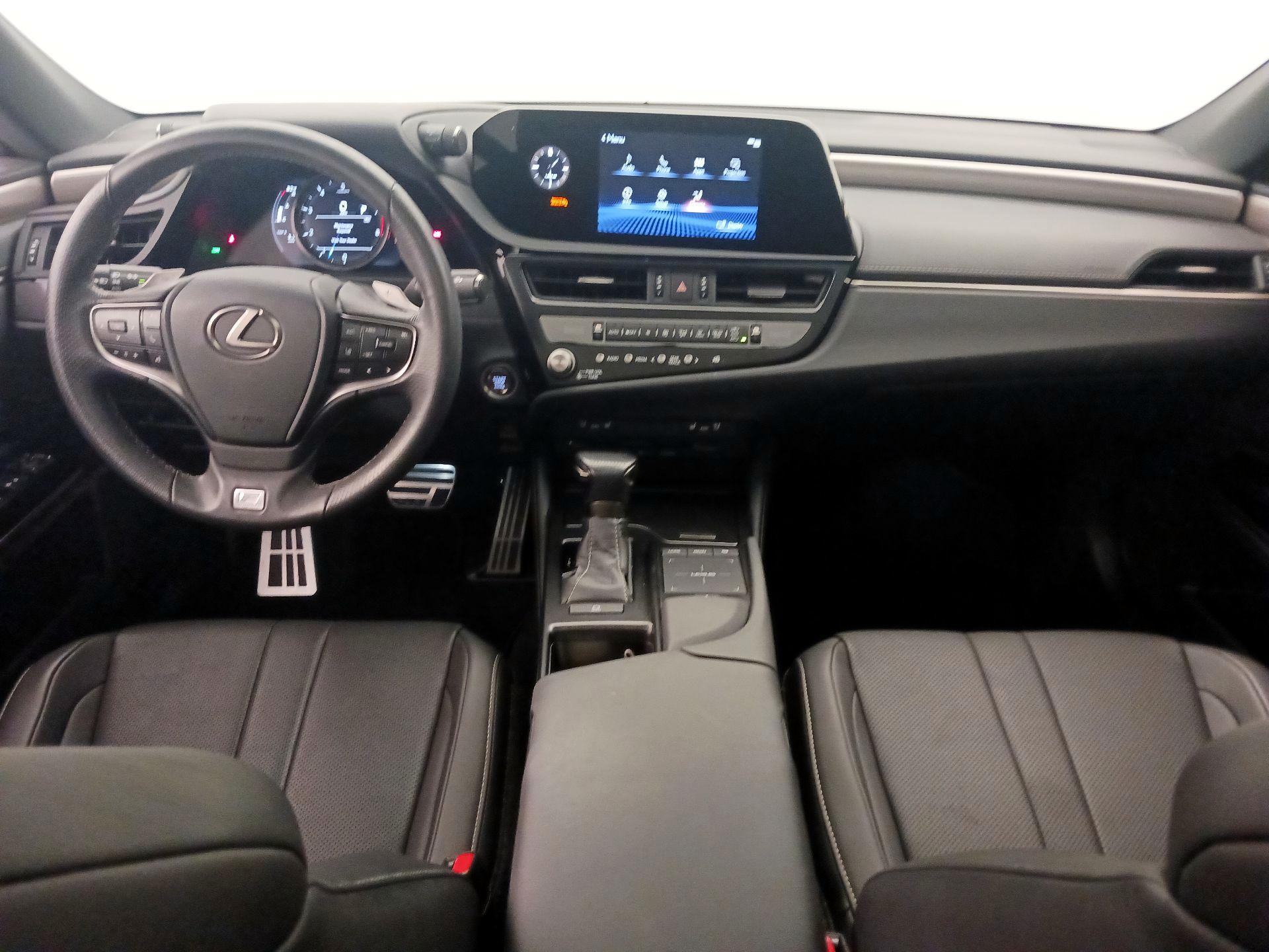 Thumbnail: 2022 Lexus ES - 9