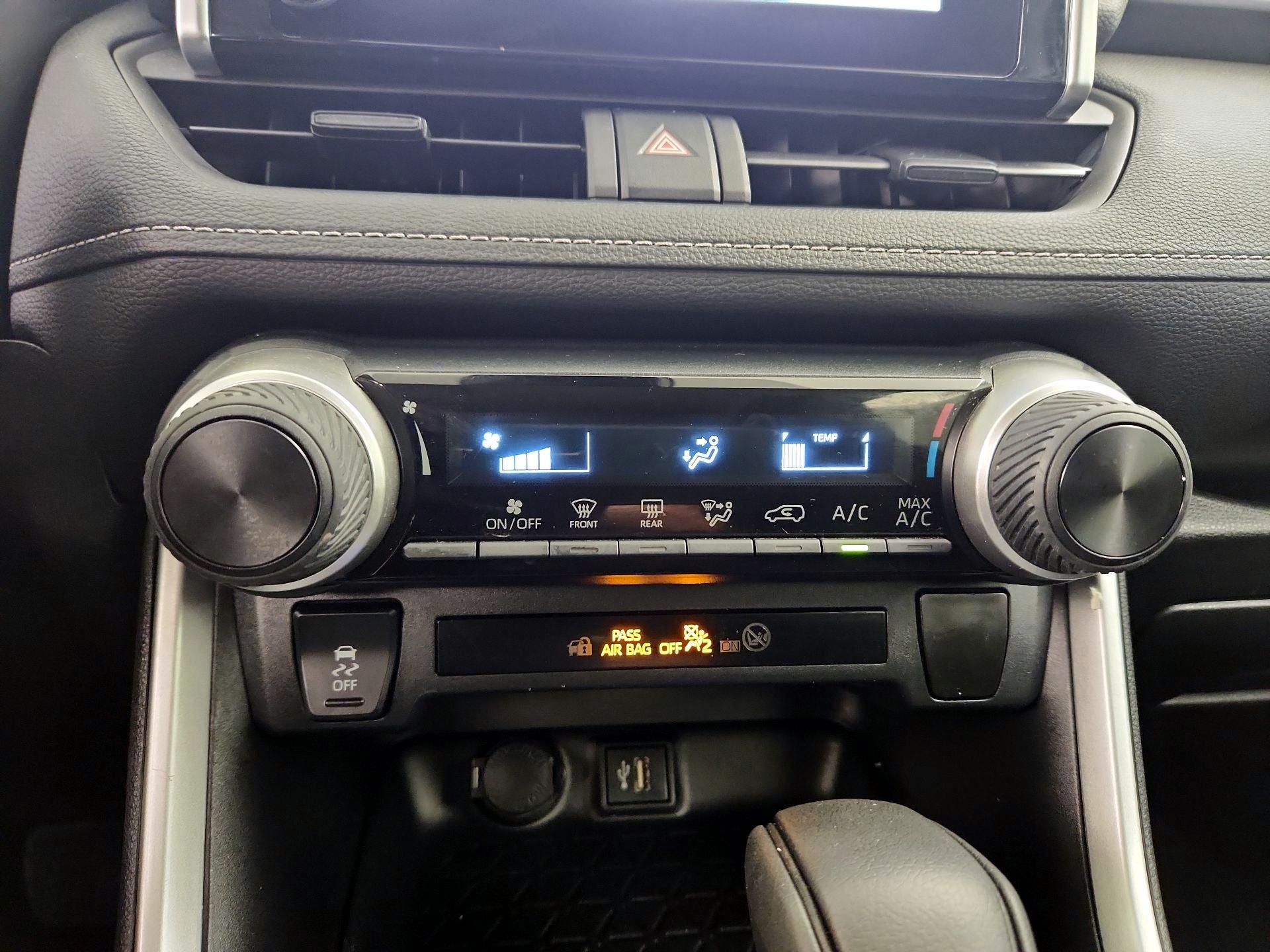 Thumbnail: 2023 Toyota RAV4 - 16